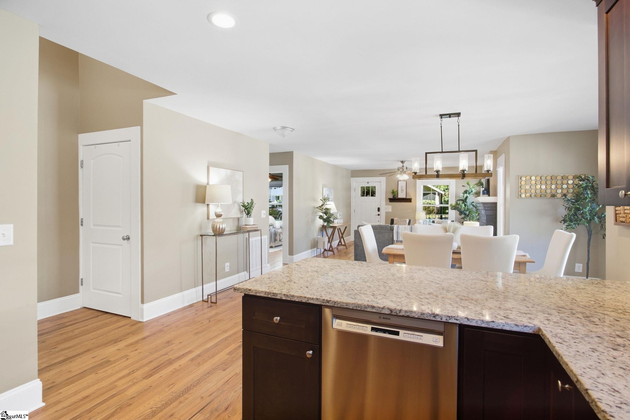 305 Beechwood Avenue Property Photo 18