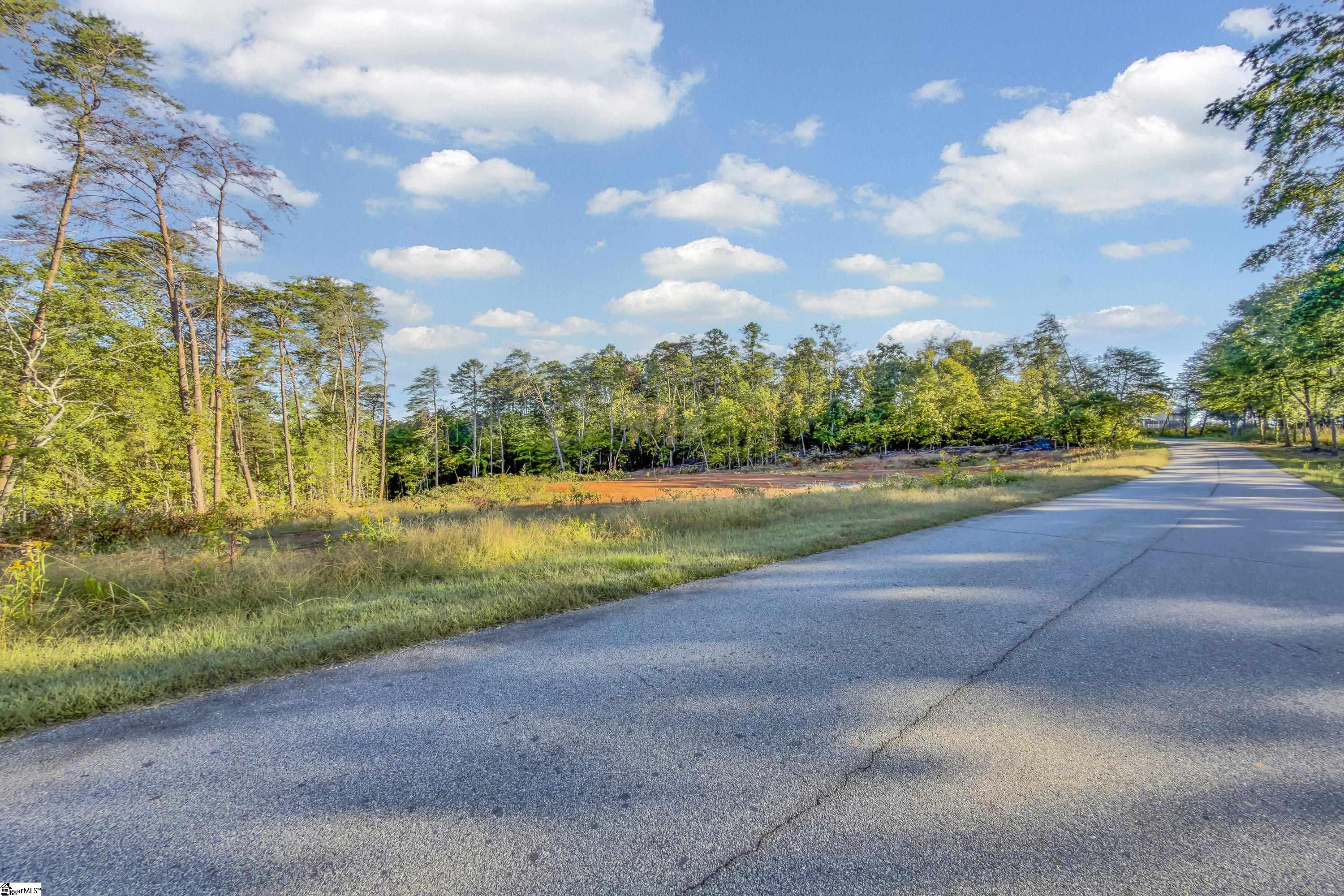 120 Lakeshore Drive Property Photo 4