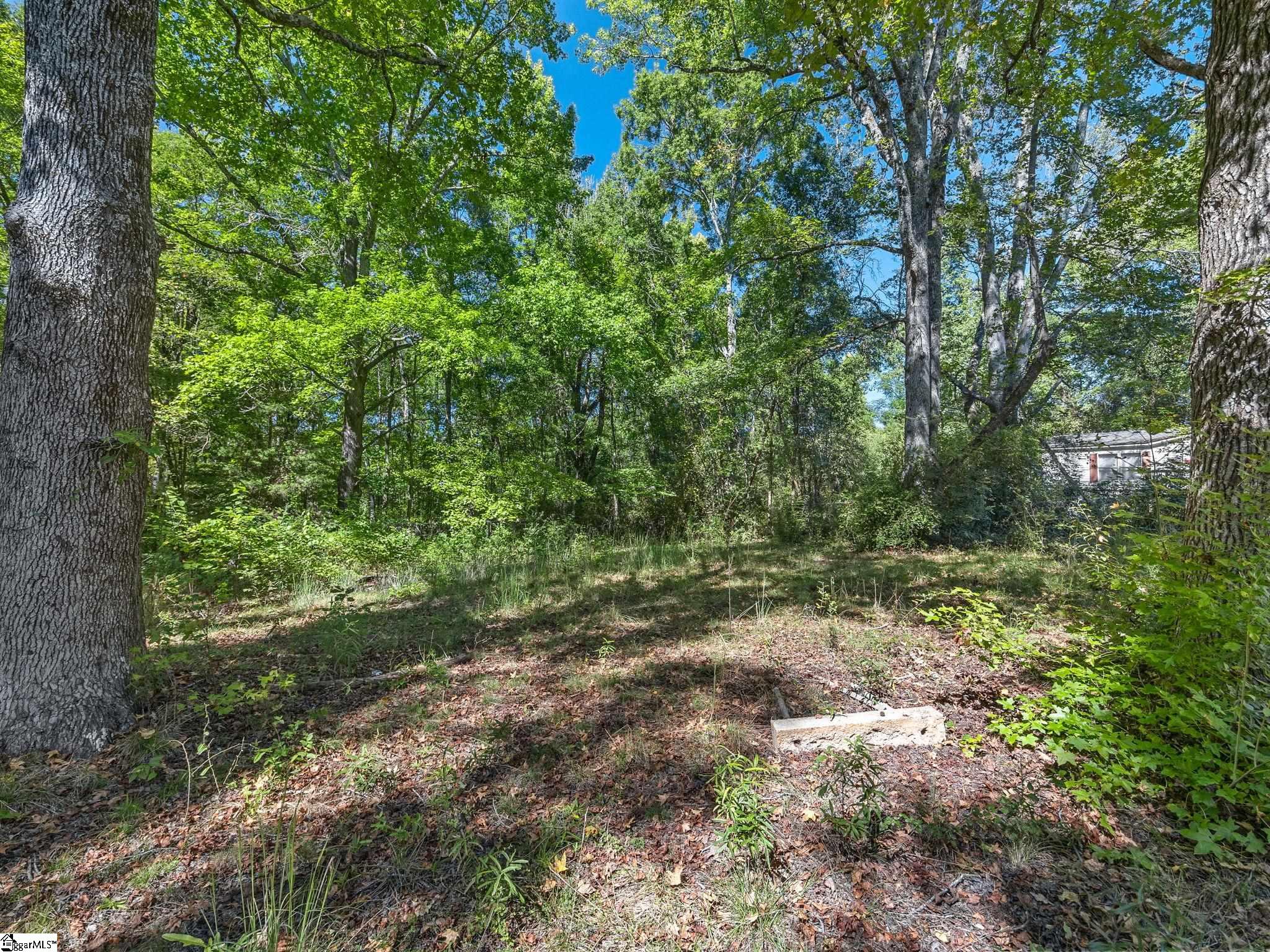214 2nd Street Property Photo 4