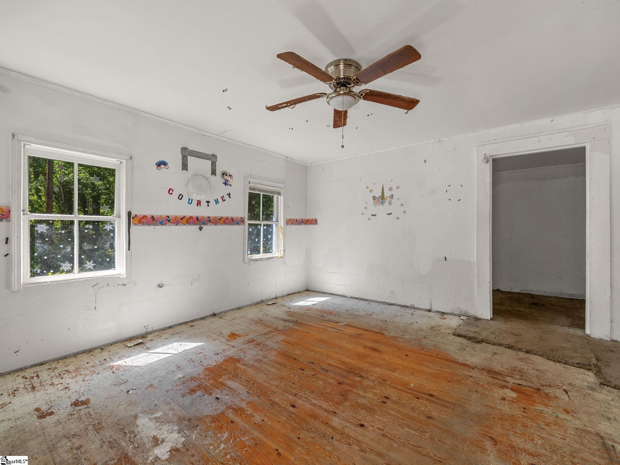 214 2nd Street Property Photo 12