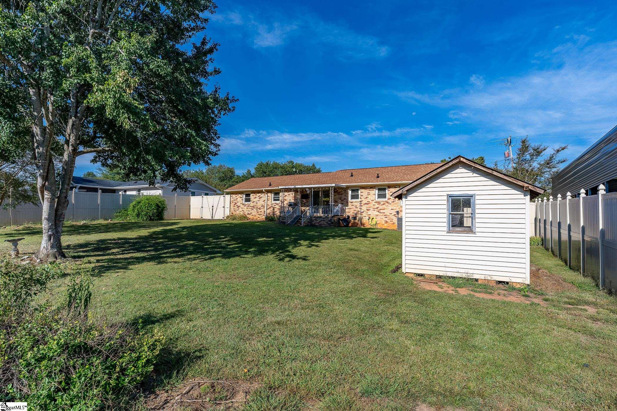 108 Richmond Drive Property Photo 4