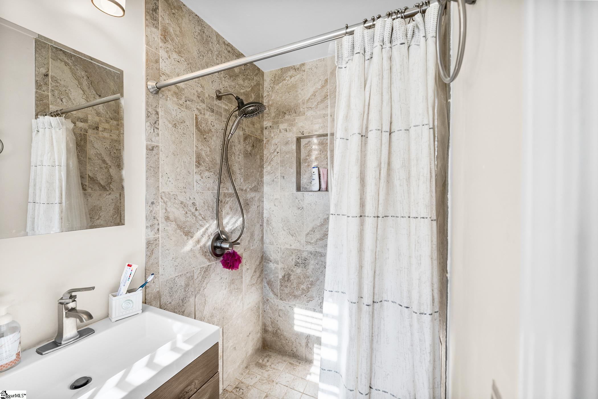 108 Richmond Drive Property Photo 23