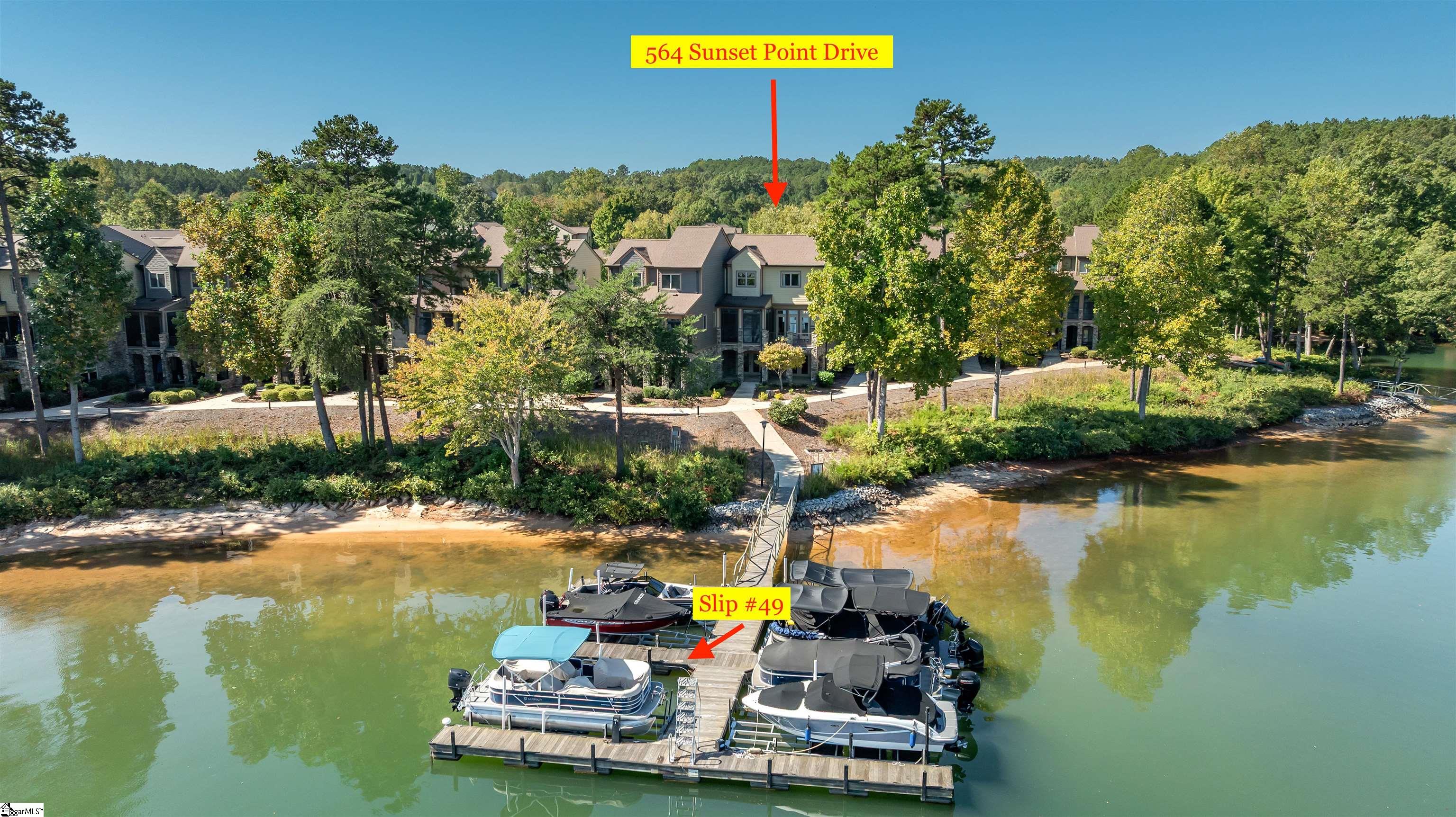 564 Sunset Point Drive Property Photo 2