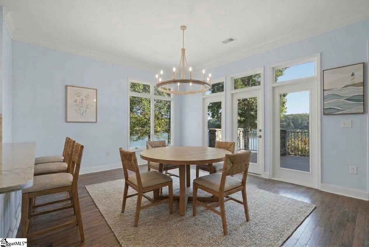 564 Sunset Point Drive Property Photo 4