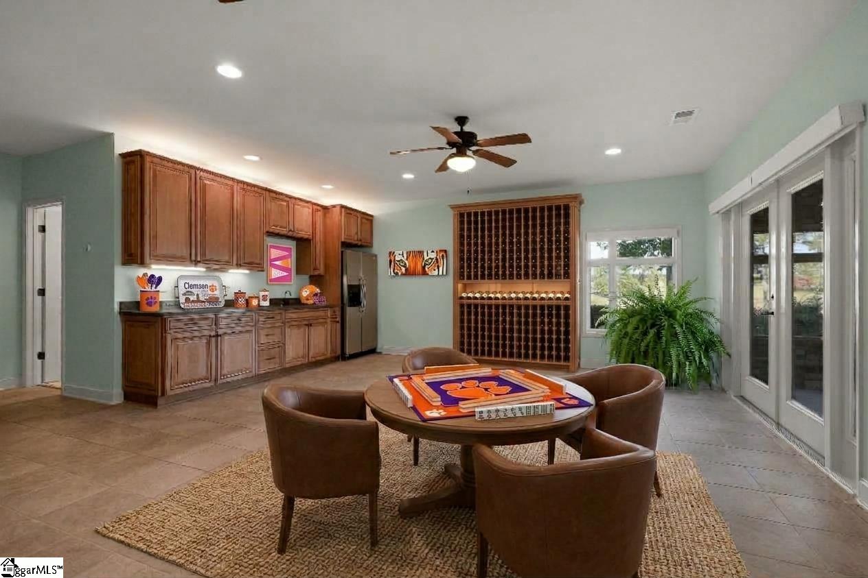 564 Sunset Point Drive Property Photo 21