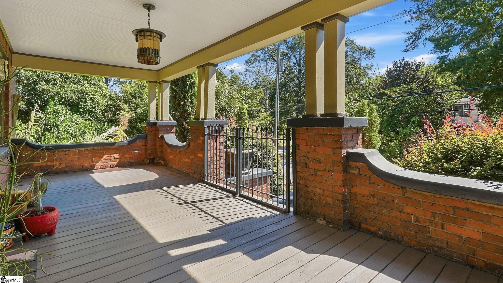123 Atwood Street Property Photo 4