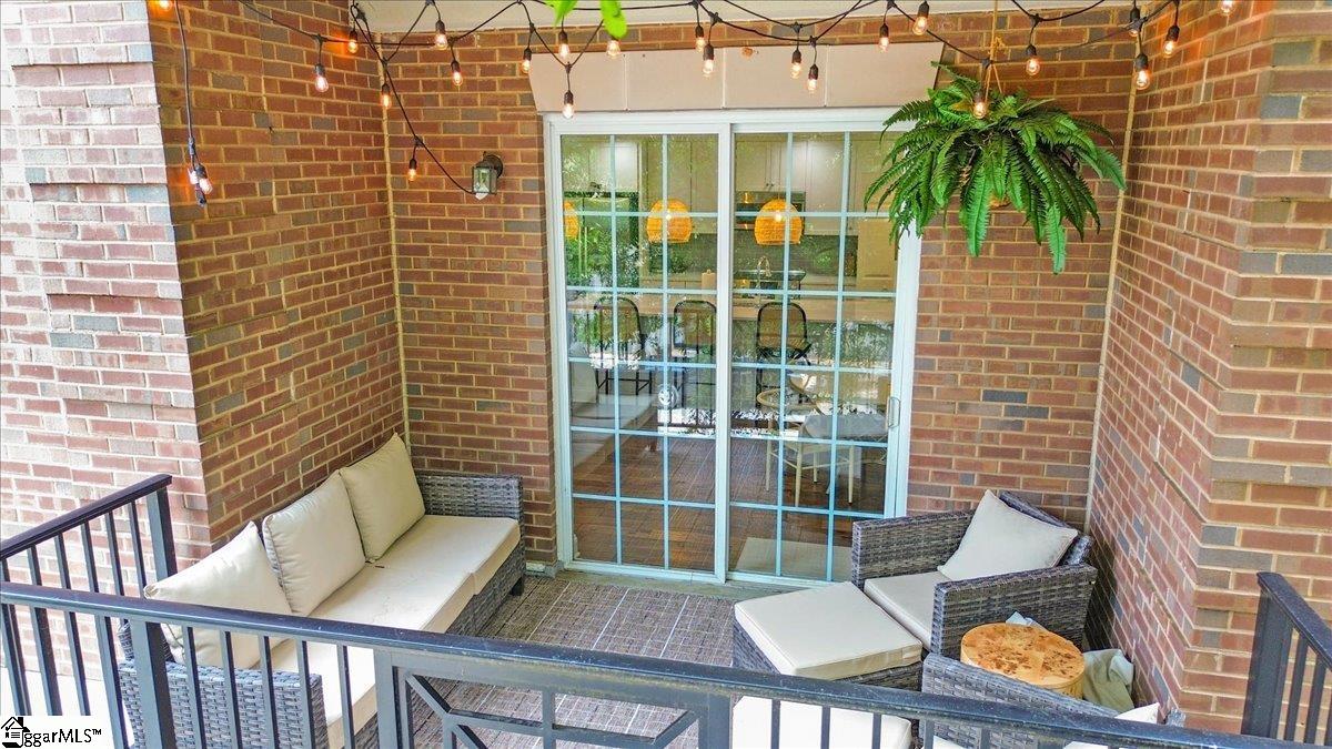 10 E Washington Street Property Photo 27