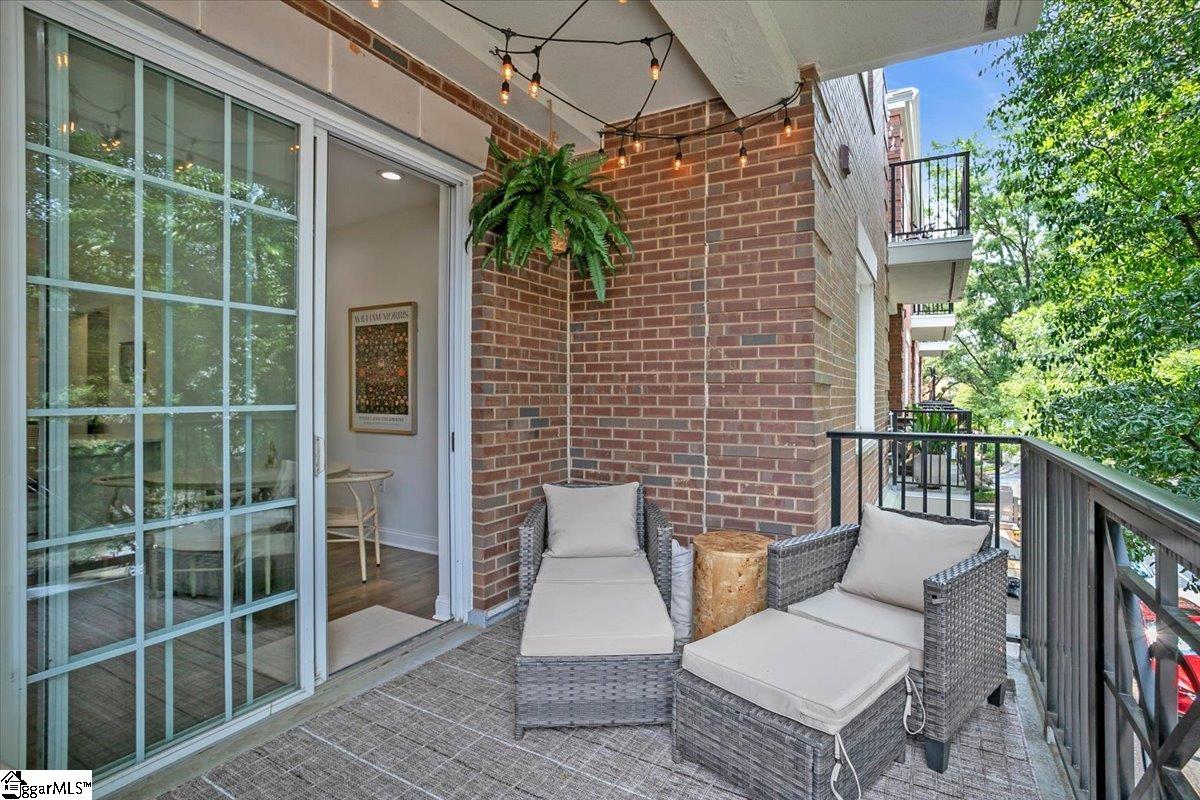 10 E Washington Street Property Photo 29