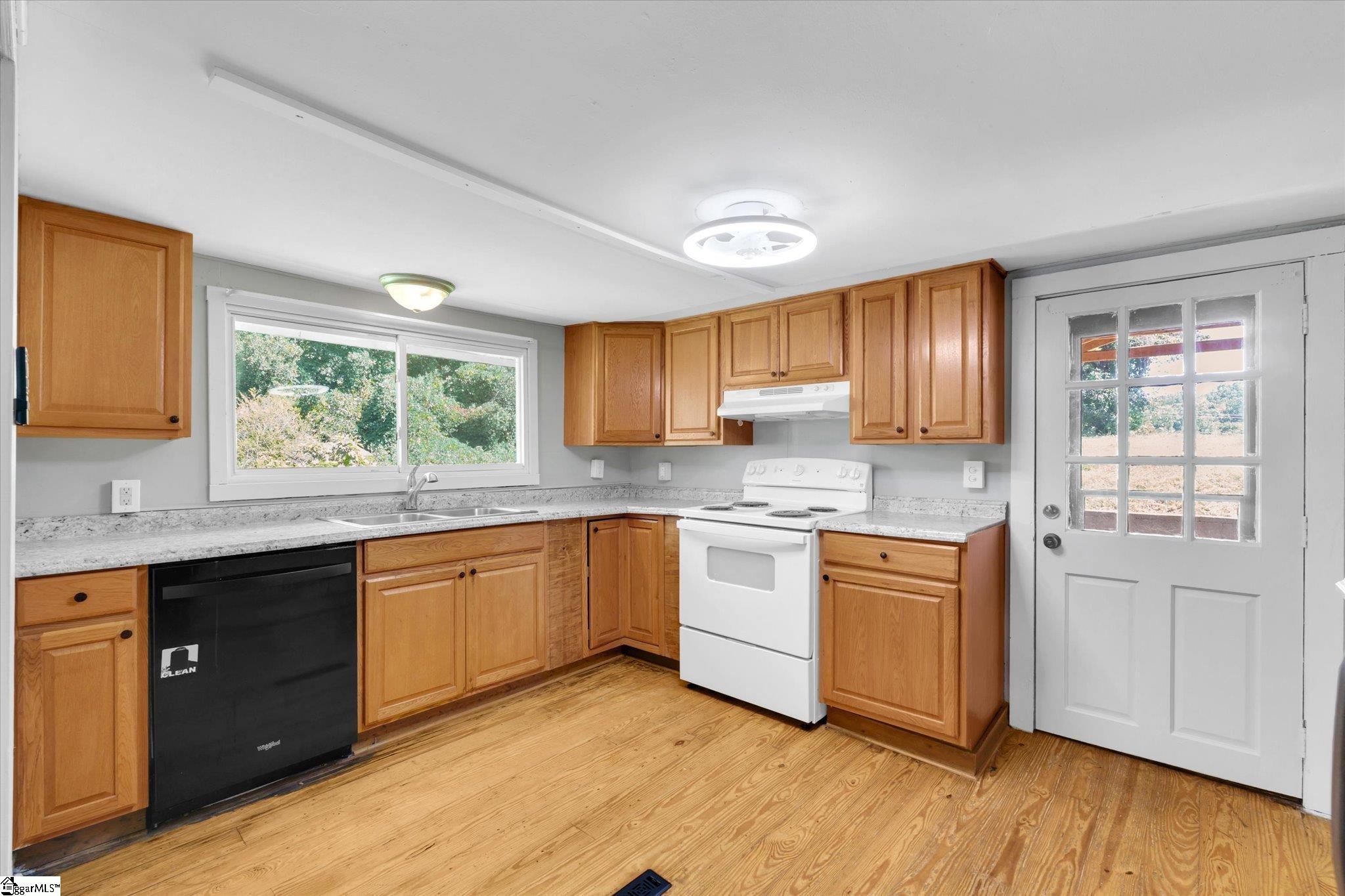 3 Smith Circle Property Photo 9
