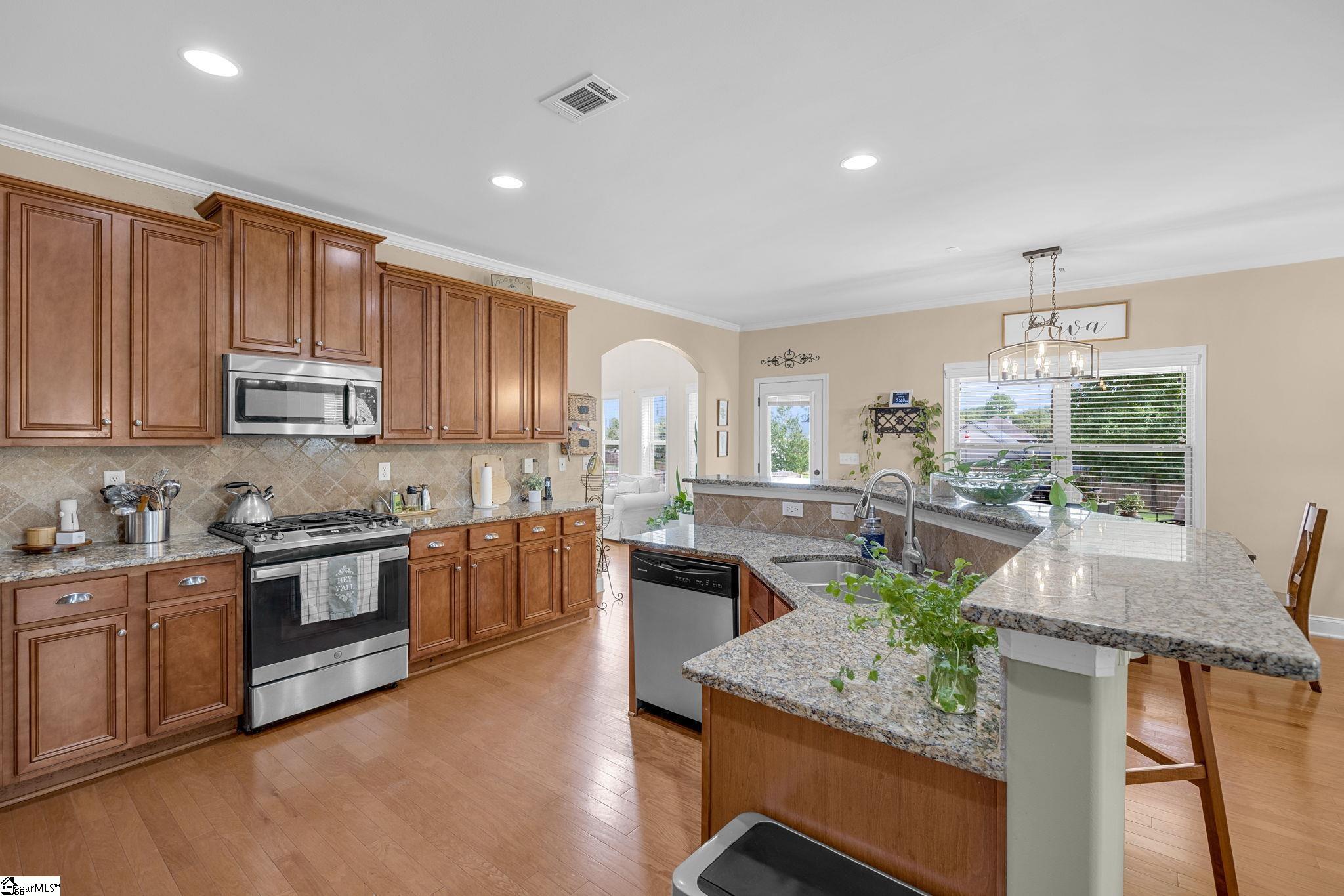 15 Huntingtower Lane Property Photo 14