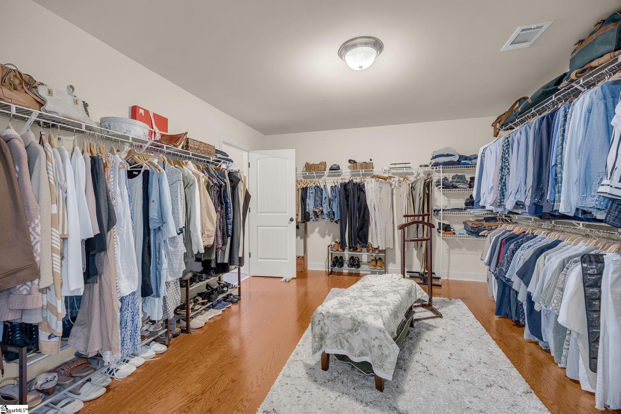 15 Huntingtower Lane Property Photo 27