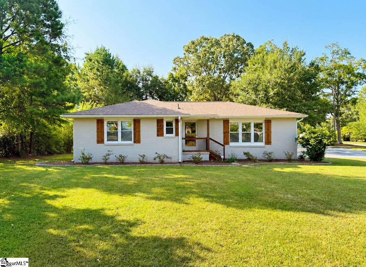 308 Haynie Parkway Property Photo 1