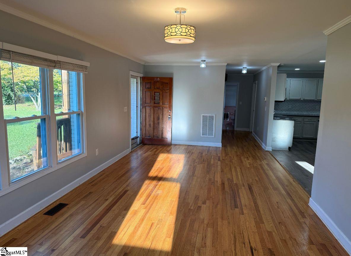 308 Haynie Parkway Property Photo 2