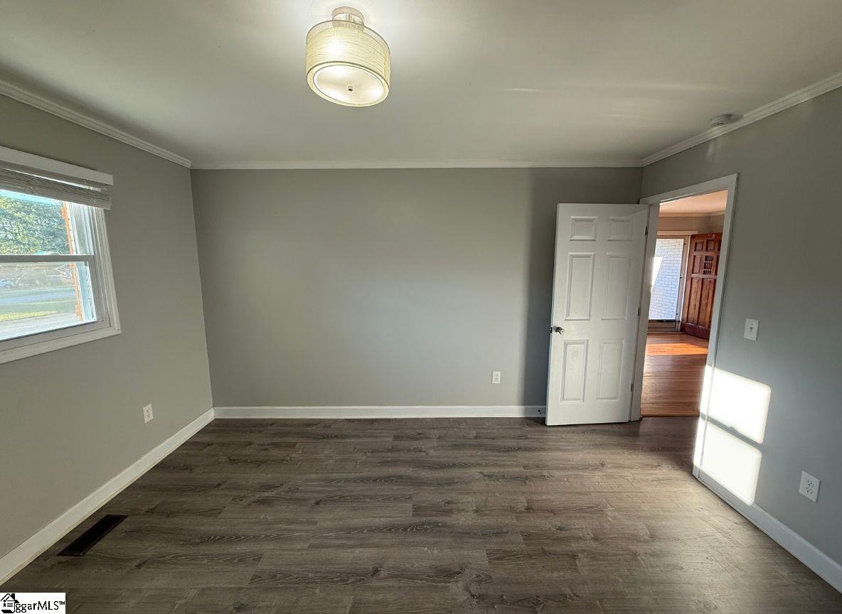 308 Haynie Parkway Property Photo 6
