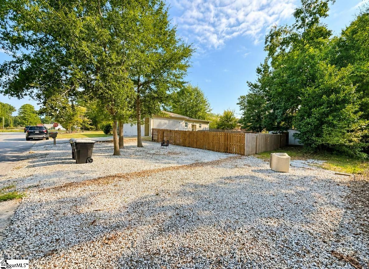 308 Haynie Parkway Property Photo 25