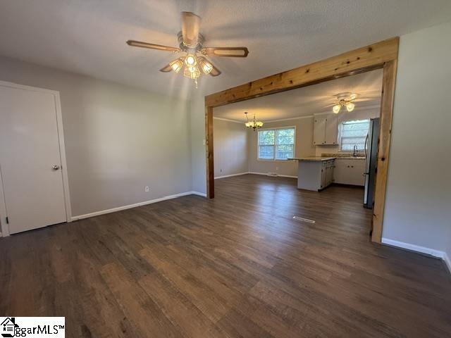 8 Henry Avenue Property Photo 4