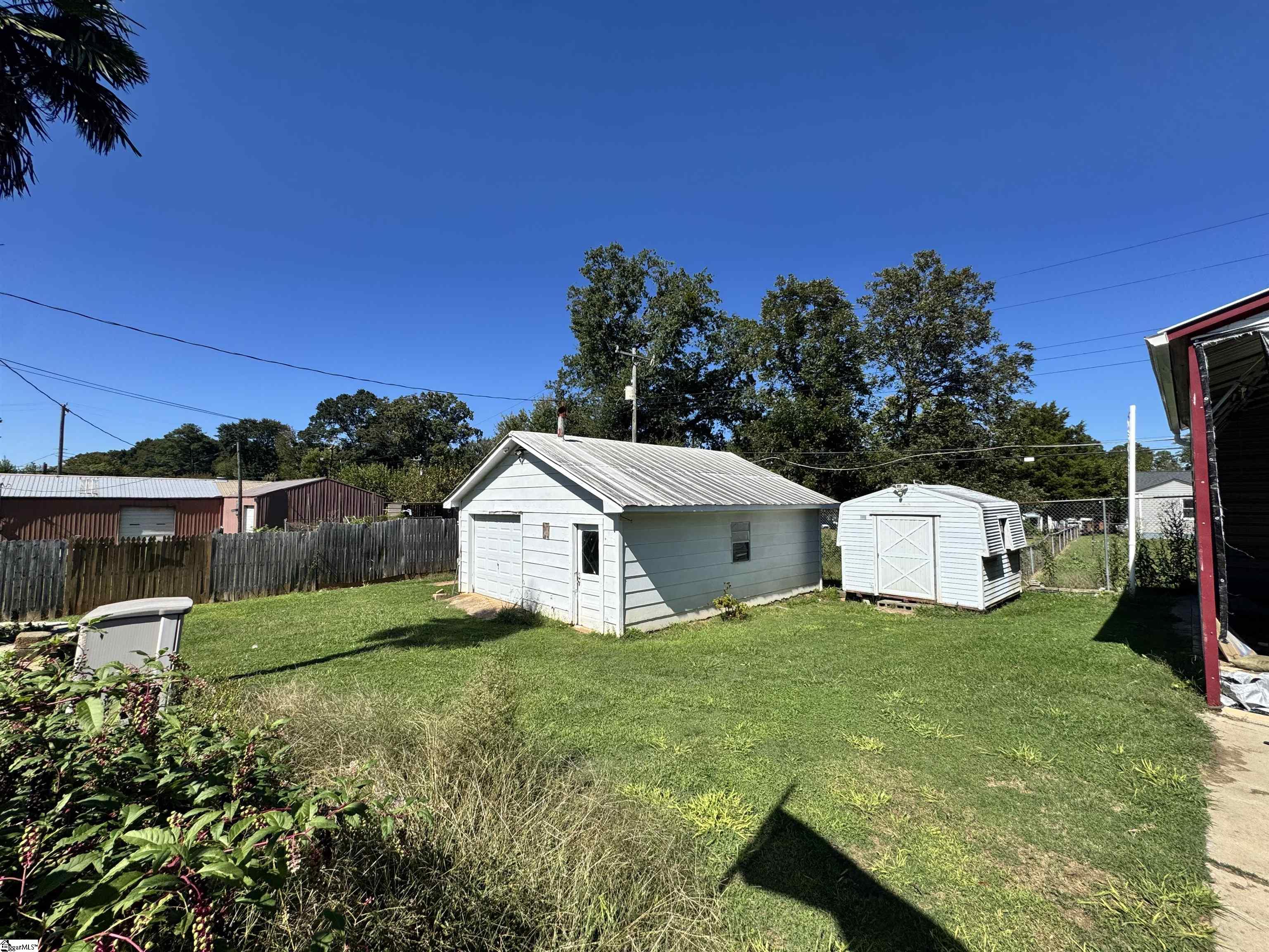 533 Alamo Street Property Photo 10