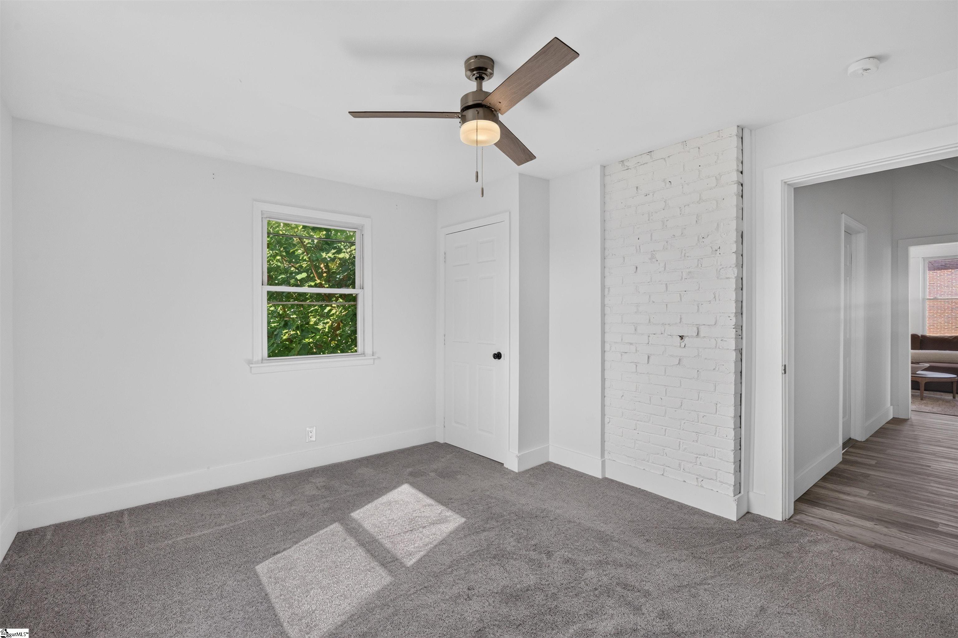2402 Brown Street Property Photo 18