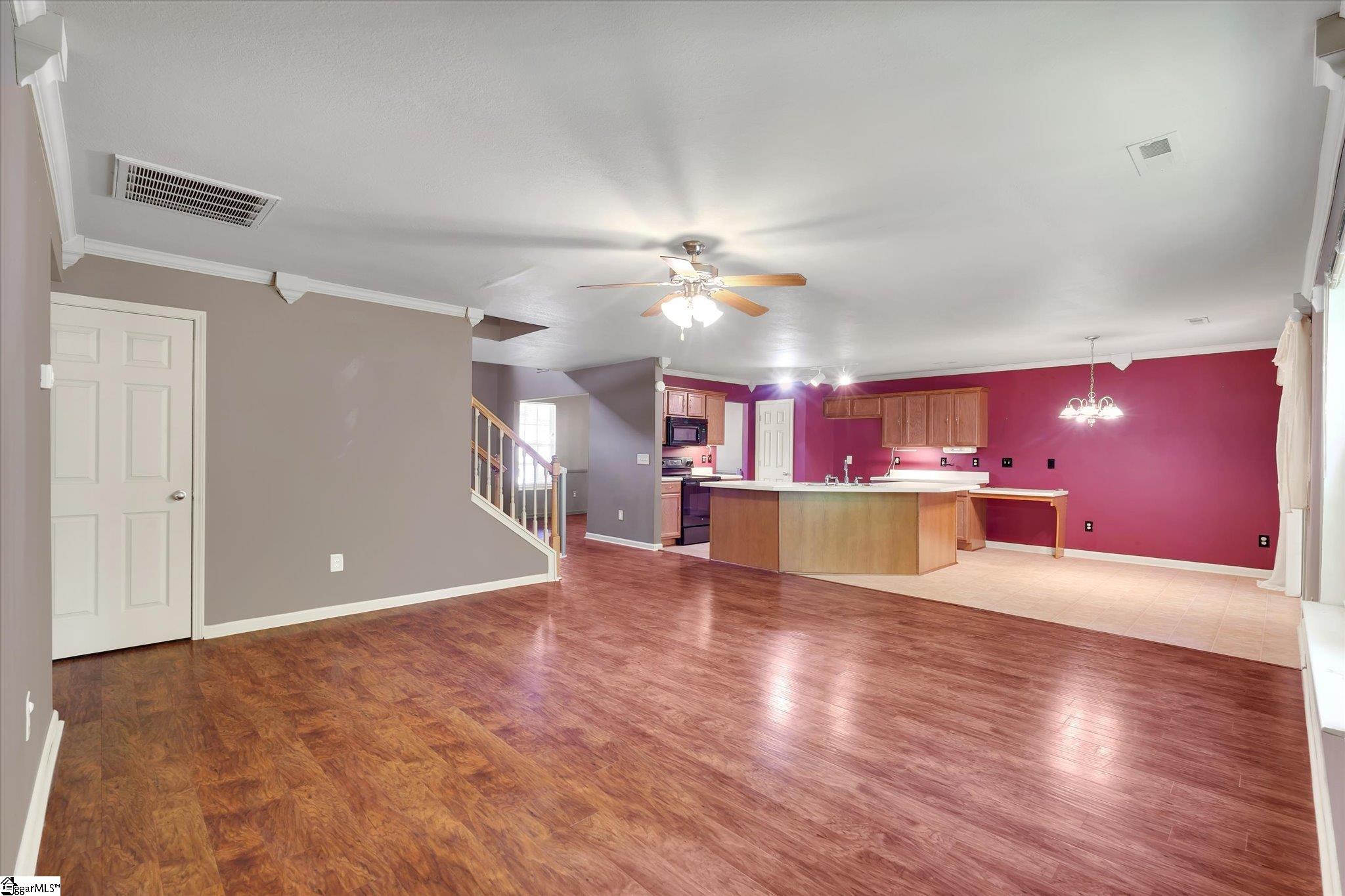 113 China Berry Court Property Photo 6