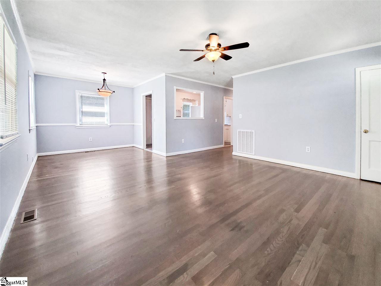 1605491 Property Photo 3