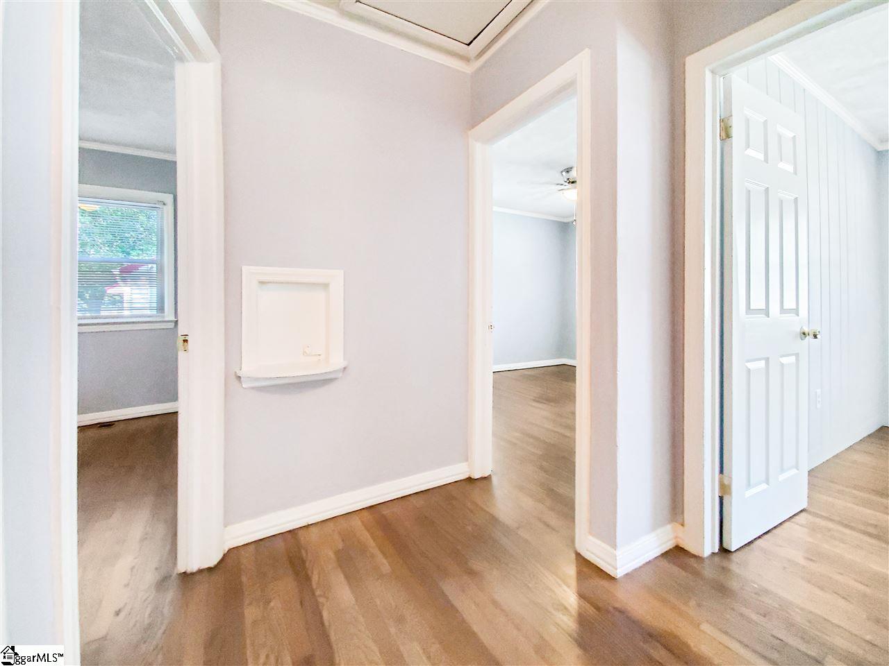 1605491 Property Photo 9