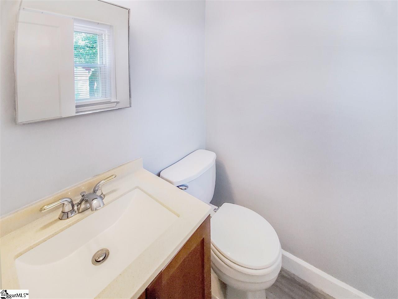 1605491 Property Photo 16