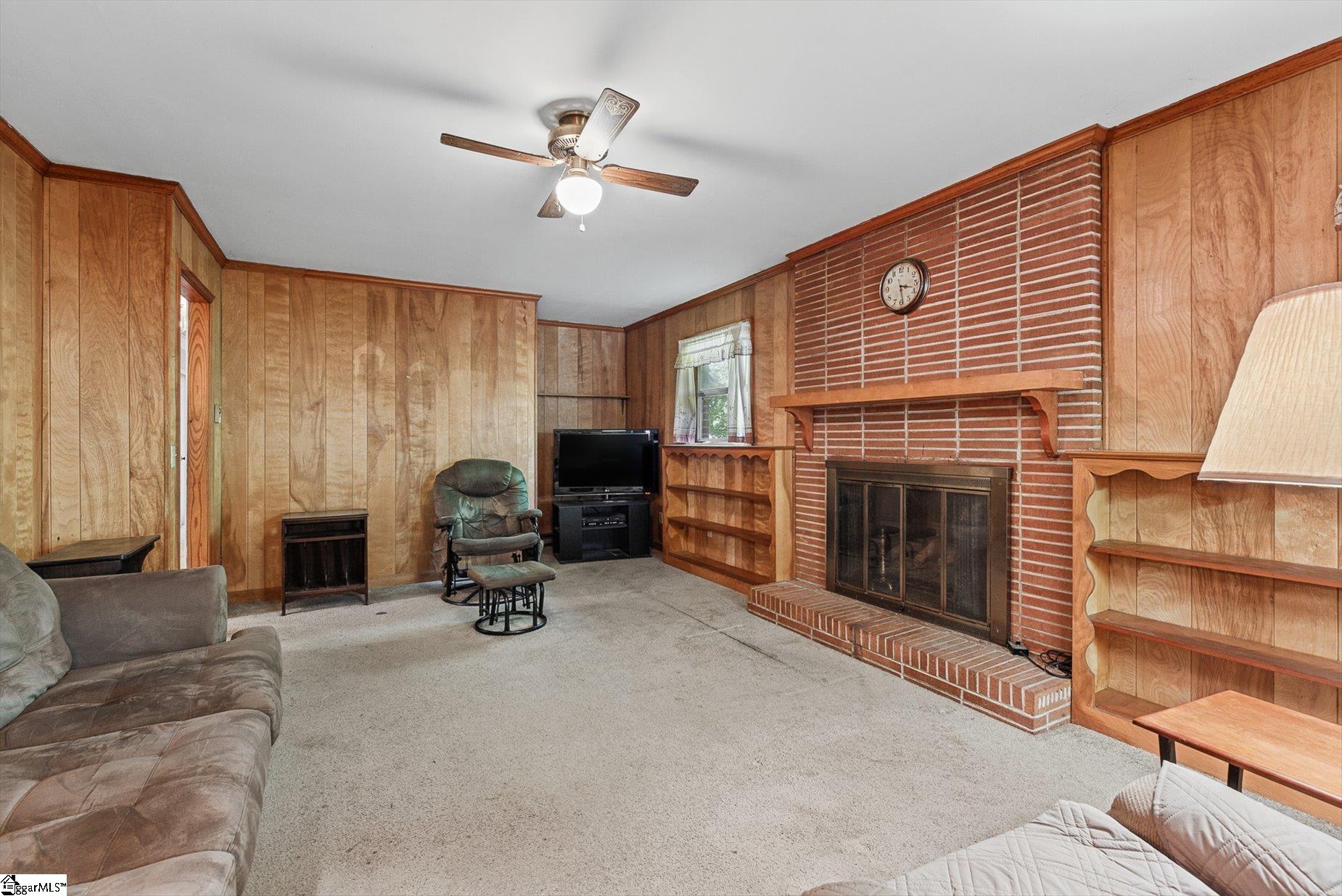 102 Lee Street Property Photo 10