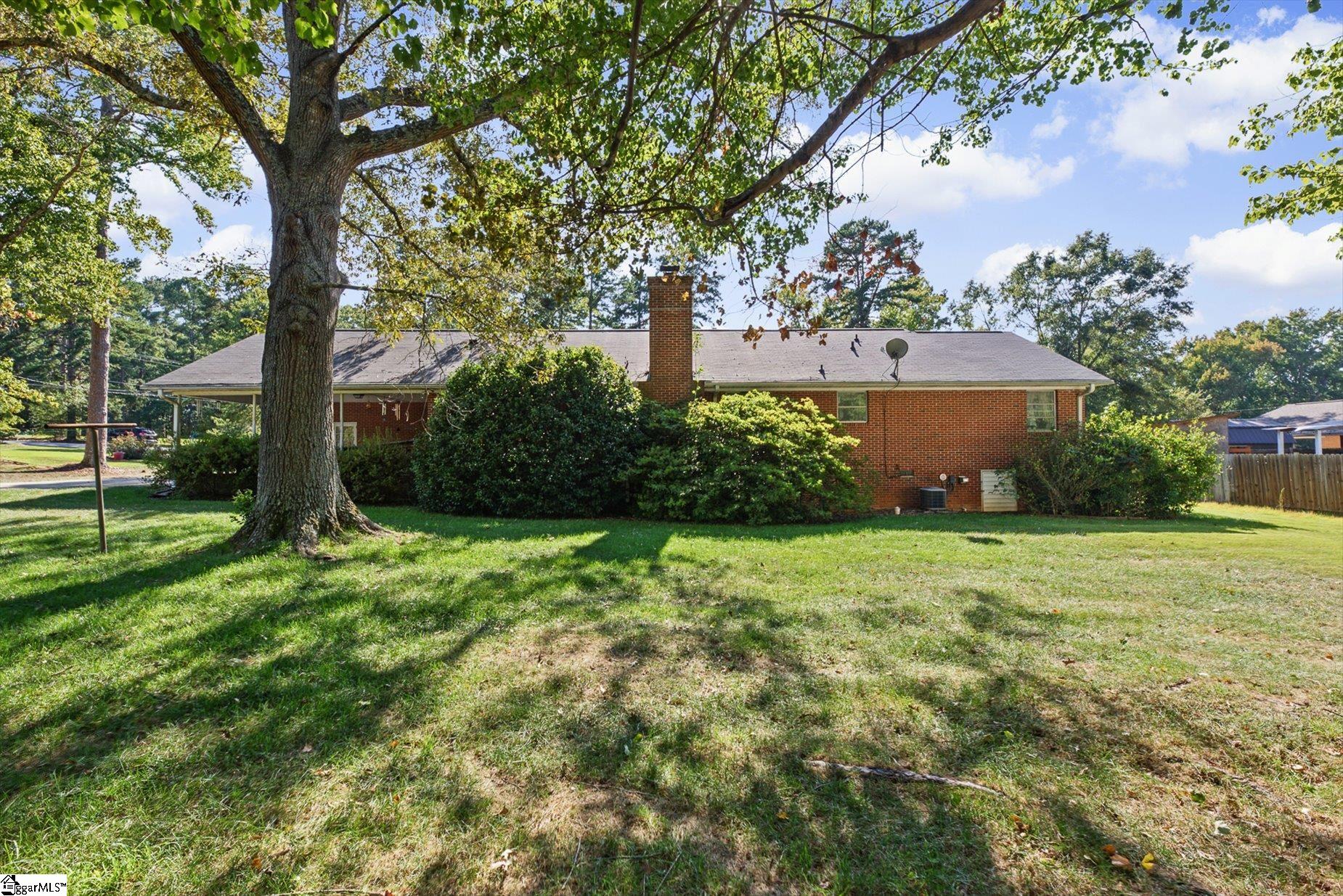 102 Lee Street Property Photo 35