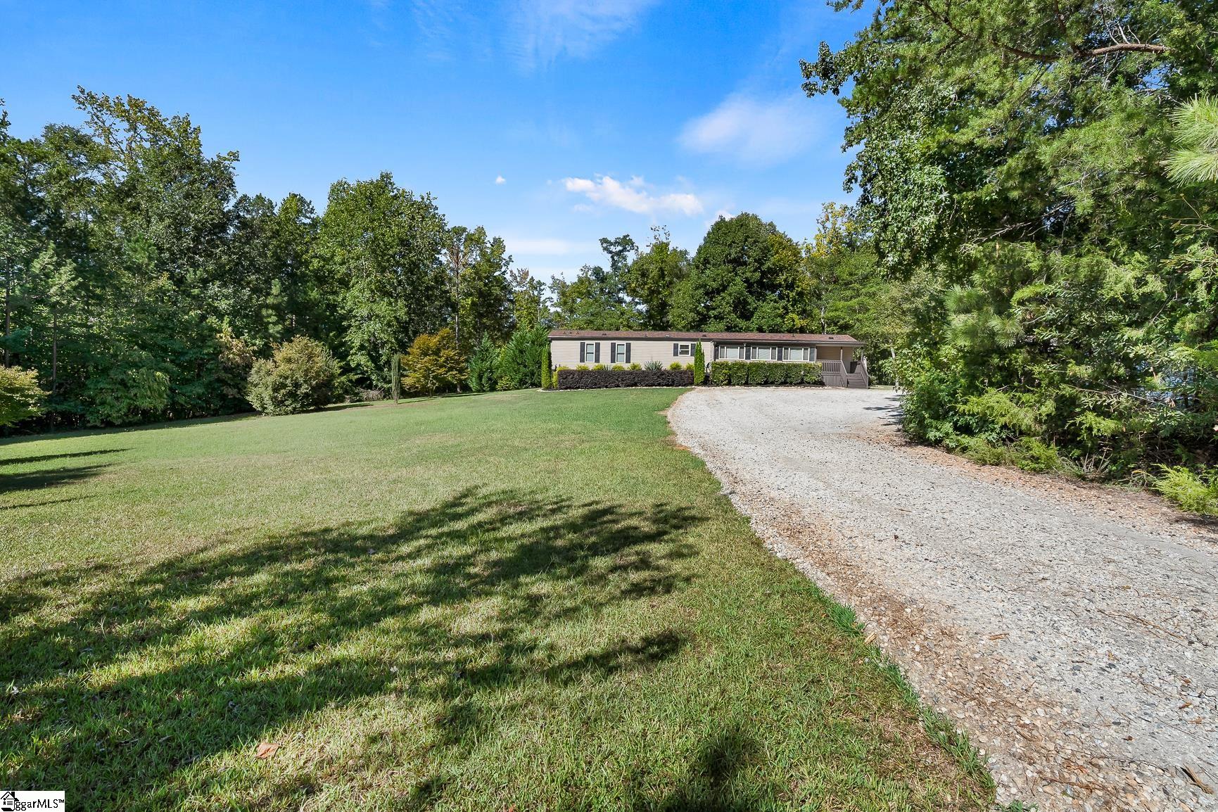 71 Lodgeview Court Property Photo 4