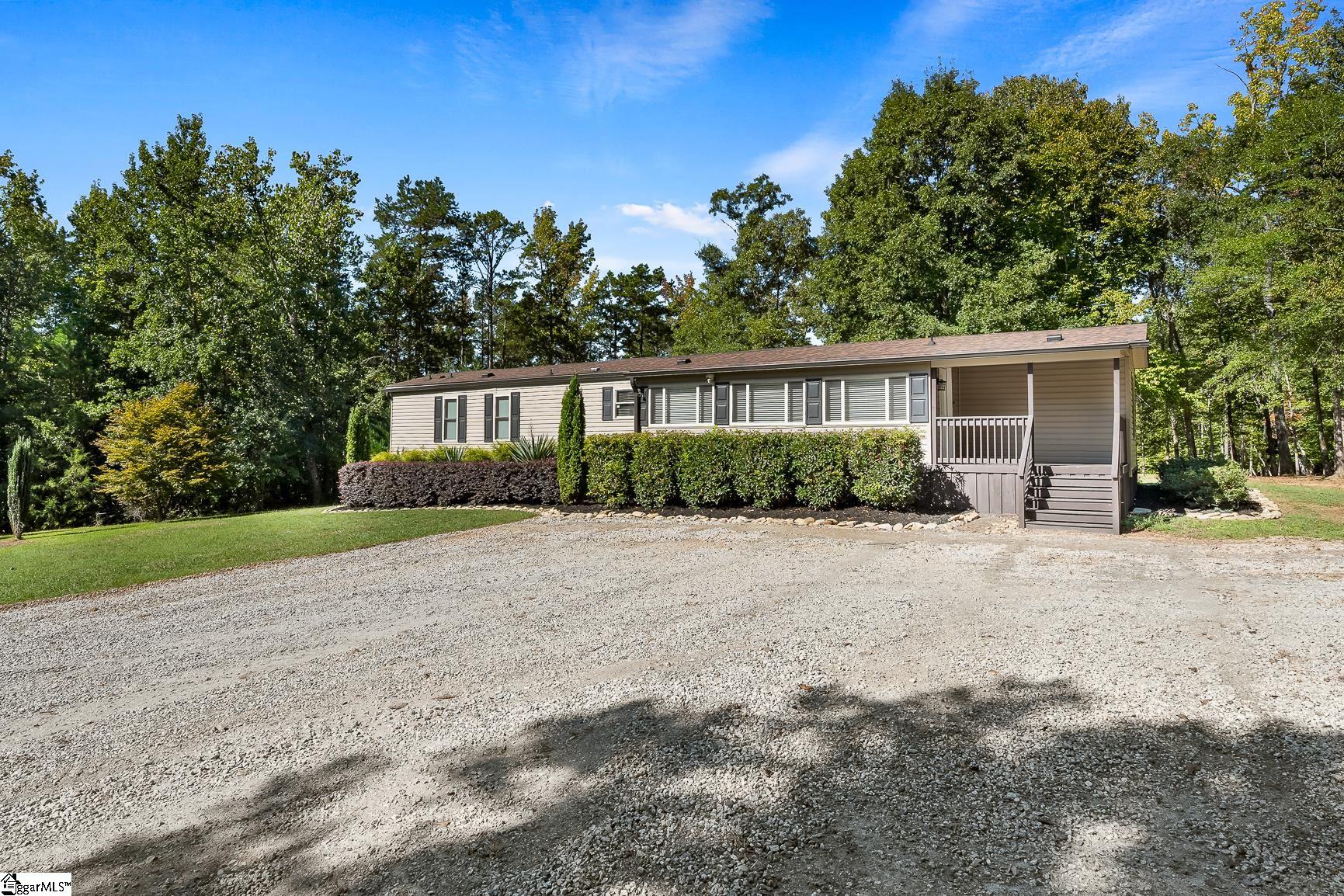 71 Lodgeview Court Property Photo 6