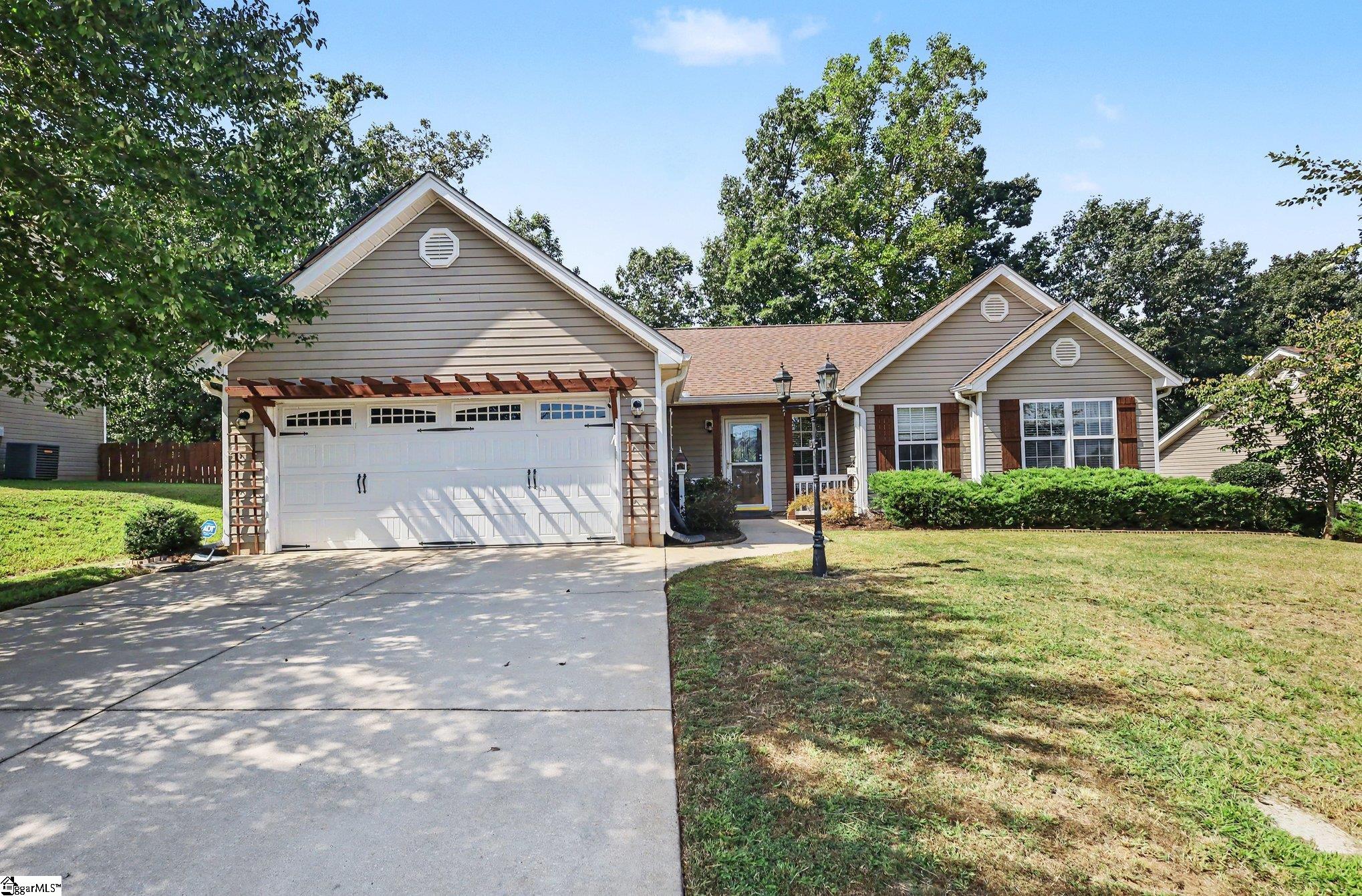 744 White Cloud Drive Property Photo 1
