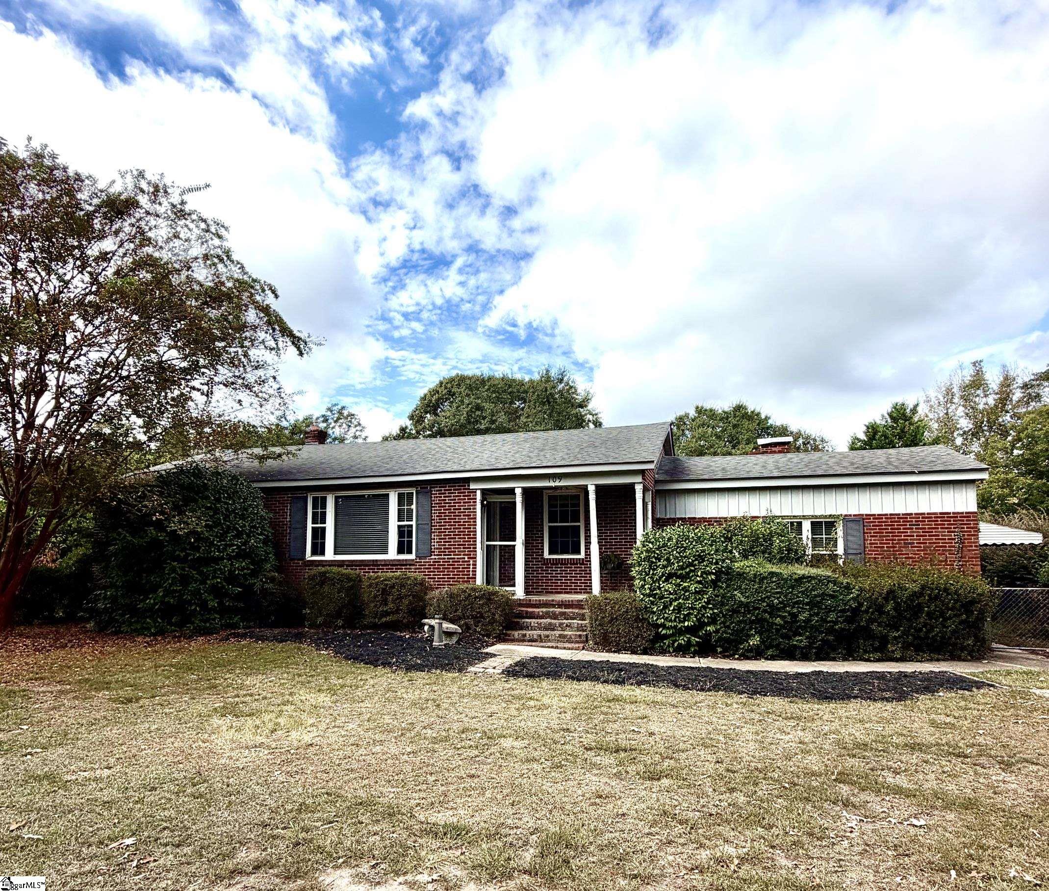 109 Woodfield Avenue Property Photo 1