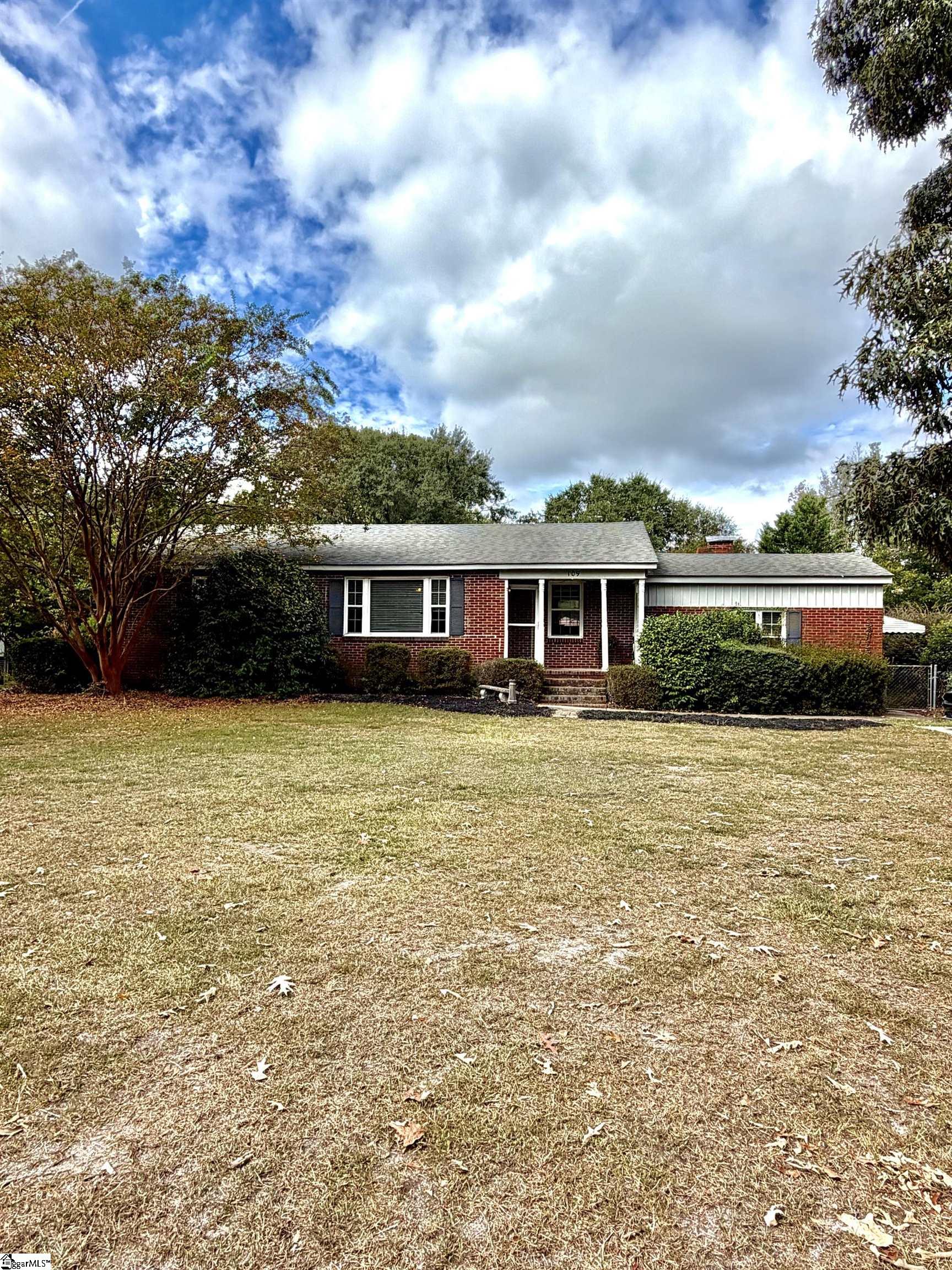 109 Woodfield Avenue Property Photo 2