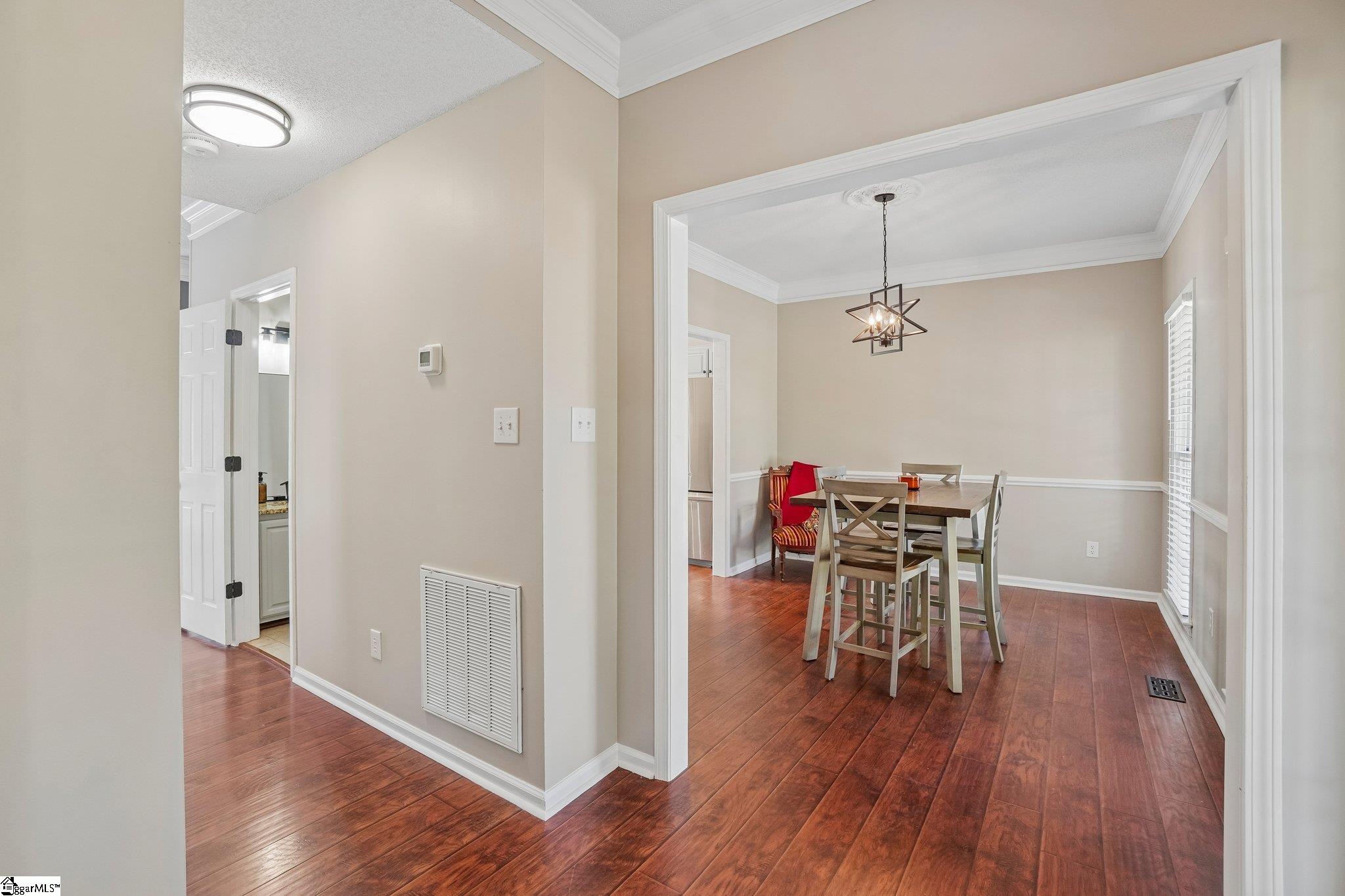 287 Hunters Pointe Drive Property Photo 18