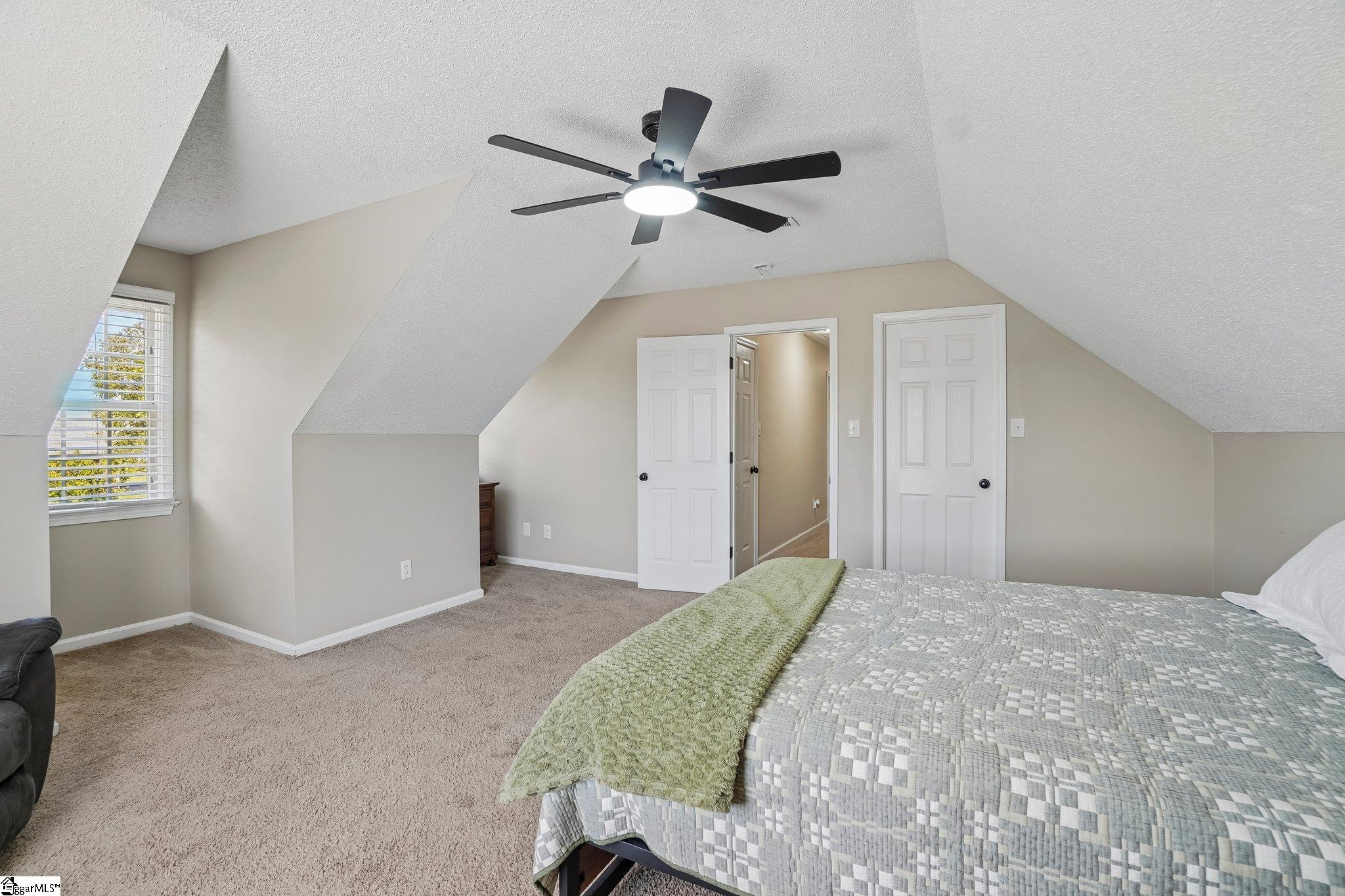 287 Hunters Pointe Drive Property Photo 42
