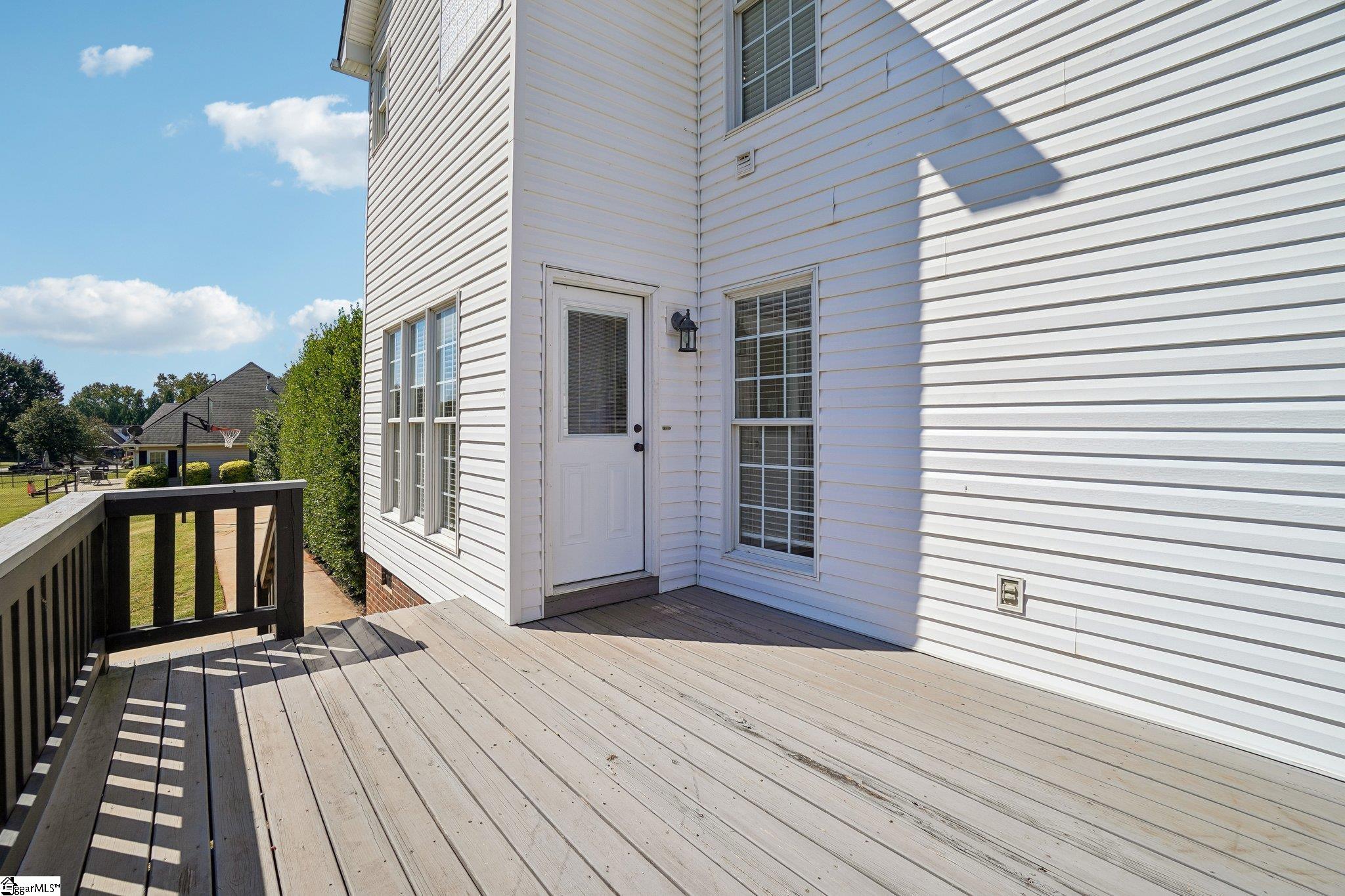 287 Hunters Pointe Drive Property Photo 45