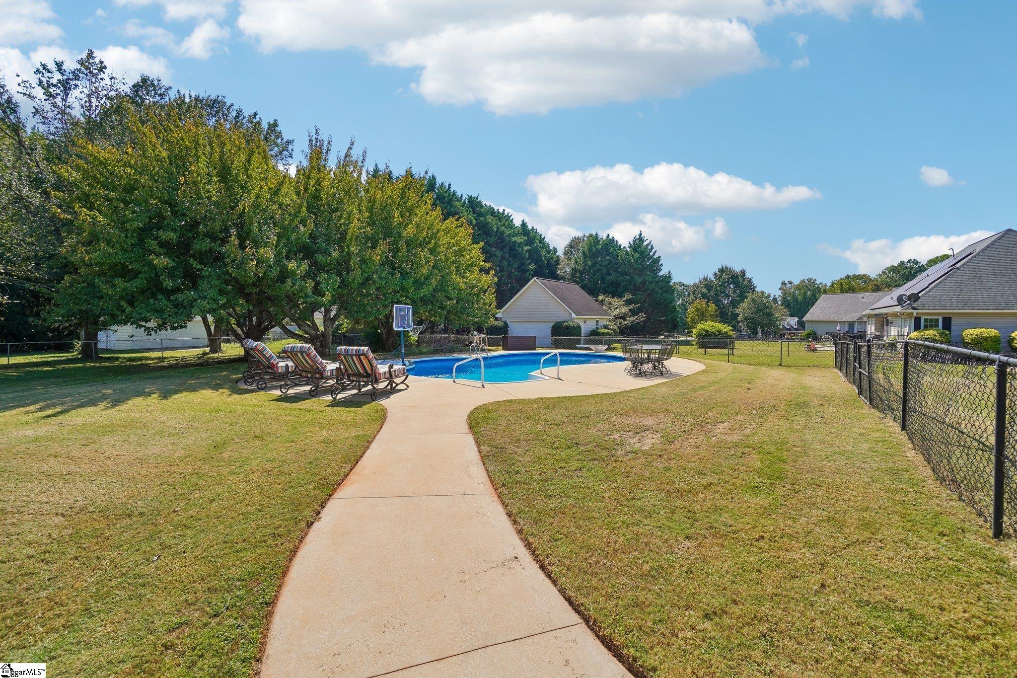 287 Hunters Pointe Drive Property Photo 48