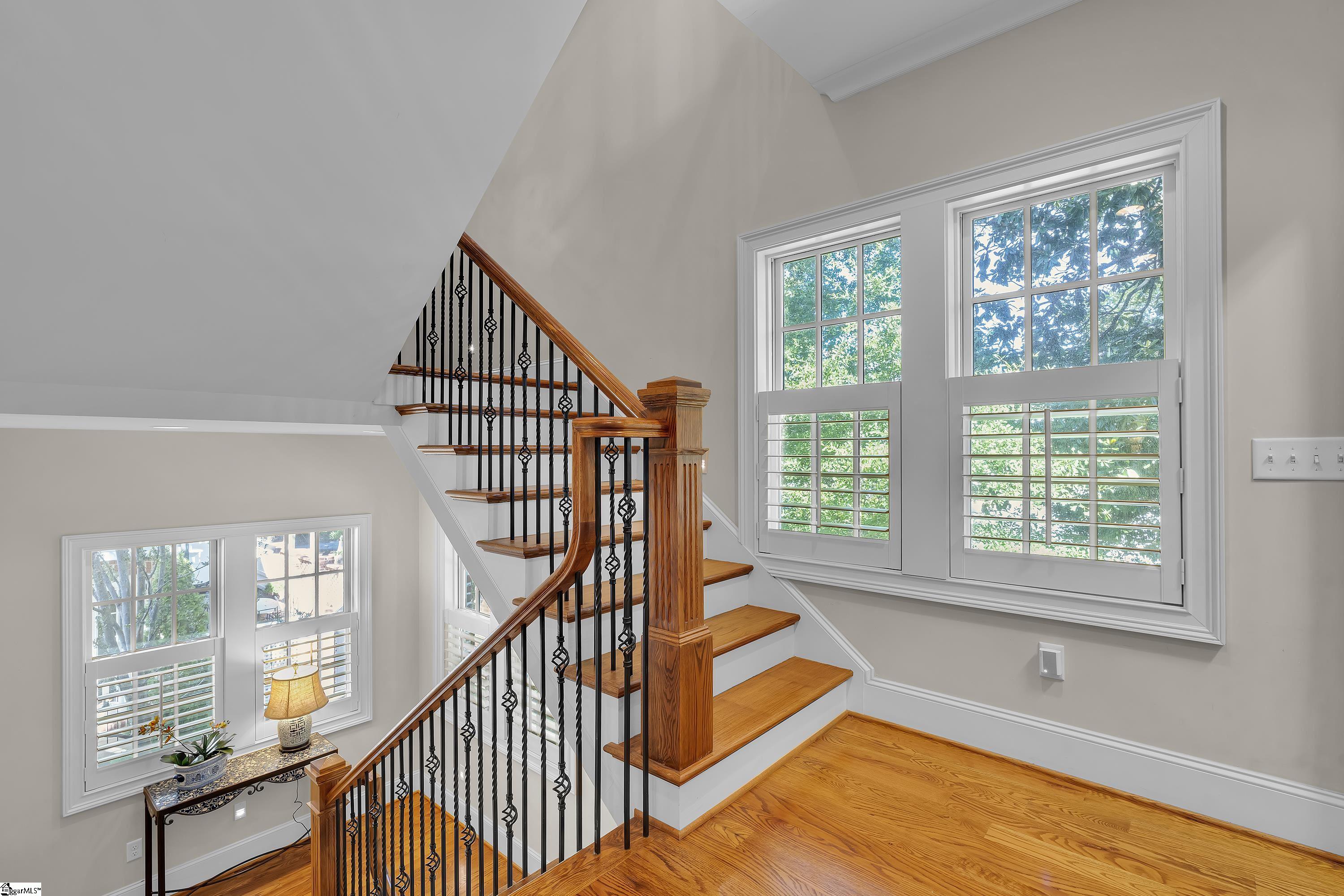 705 E Mcbee Avenue Property Photo 23
