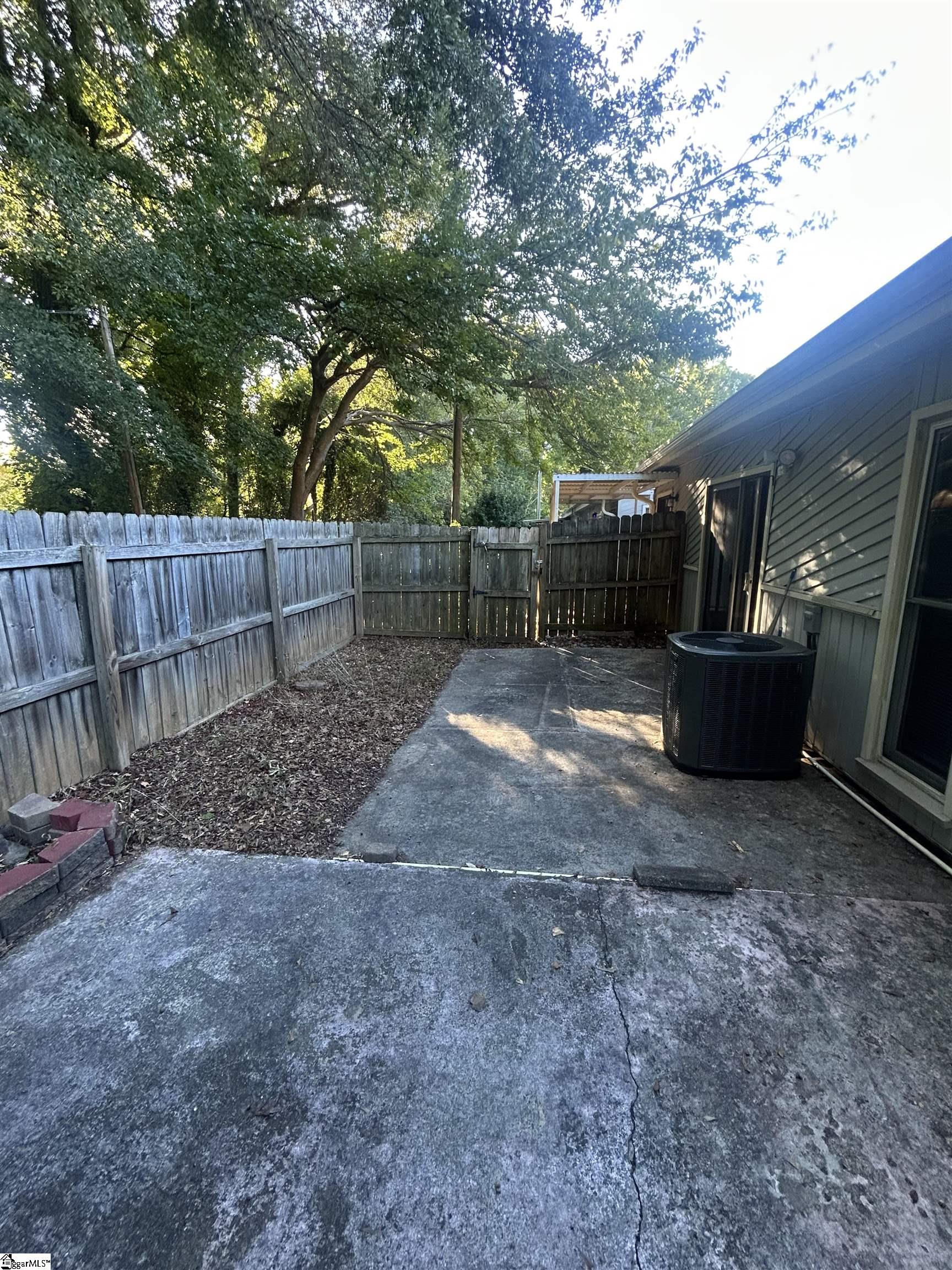 3706 E North Street Property Photo 12