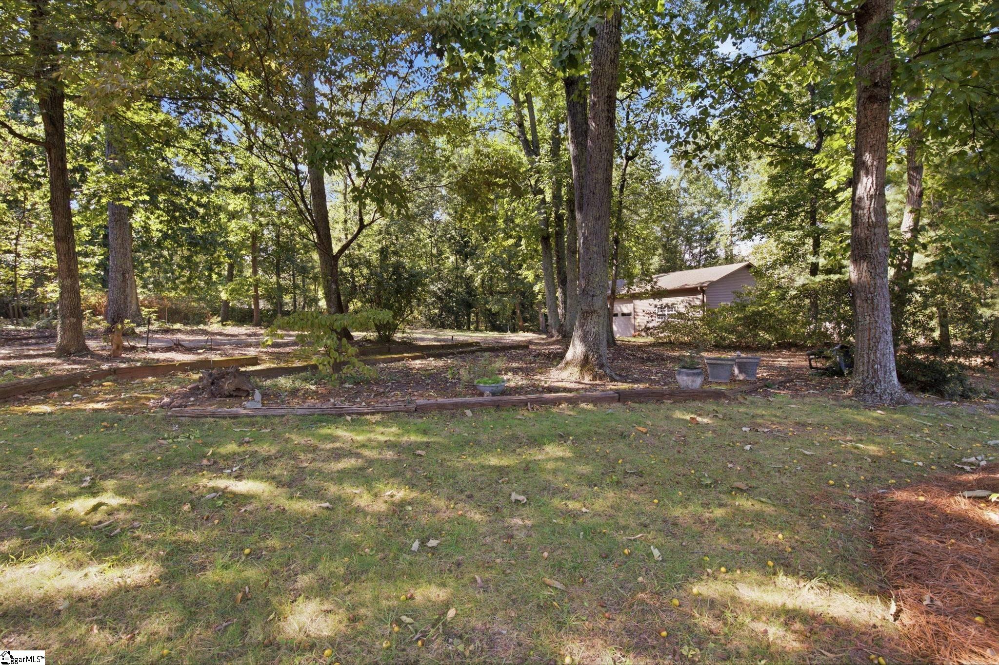 101 Jamestown Drive Property Photo 32