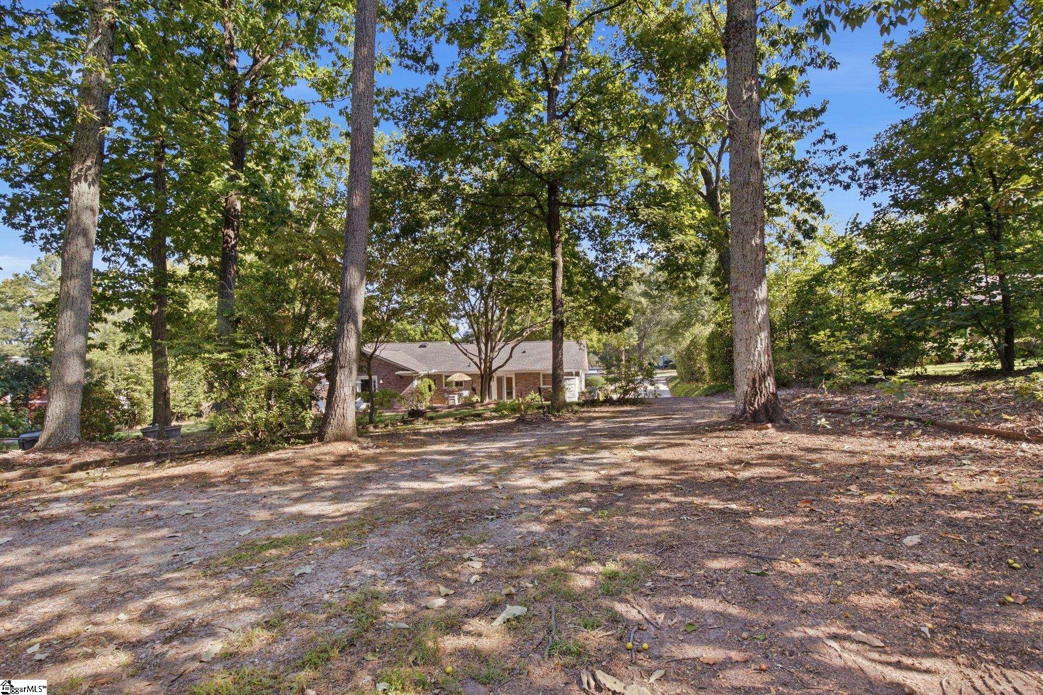 101 Jamestown Drive Property Photo 36