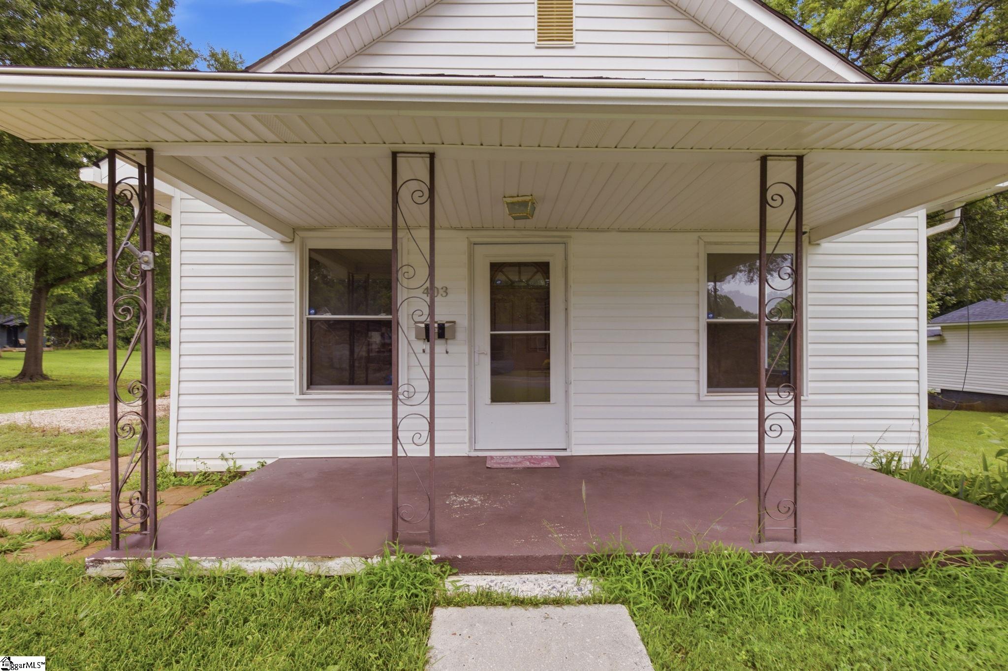 403 Faulkner Street Property Photo 6