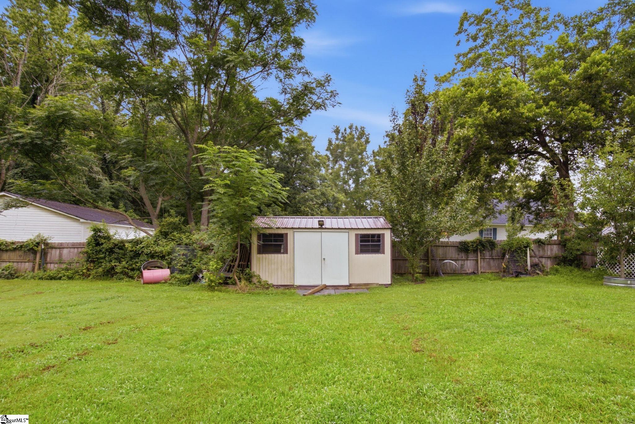 403 Faulkner Street Property Photo 9