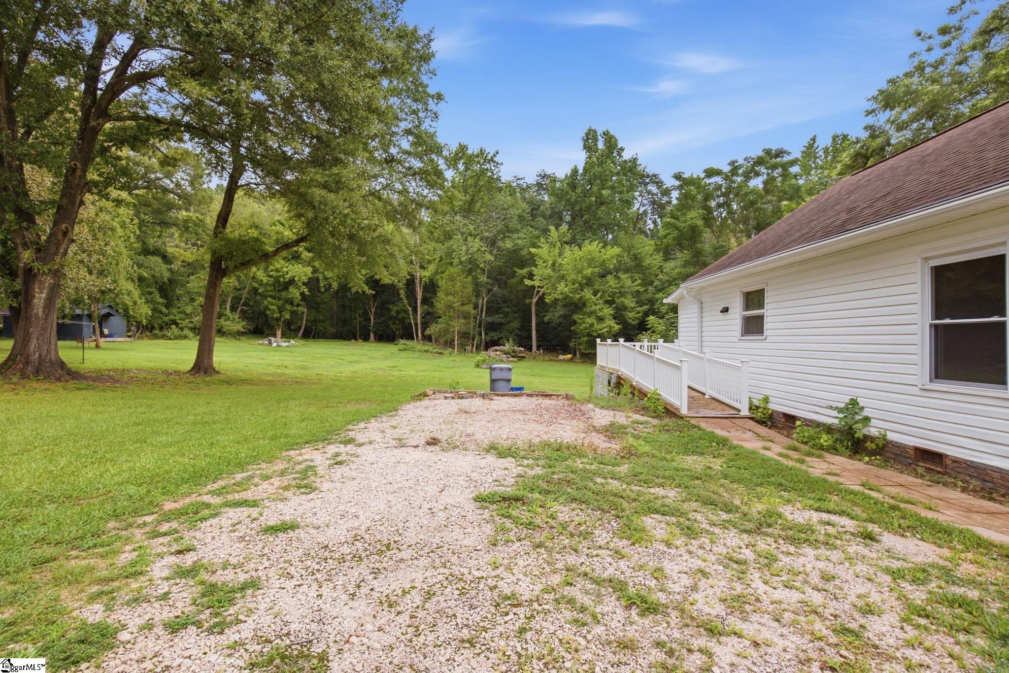 403 Faulkner Street Property Photo 11