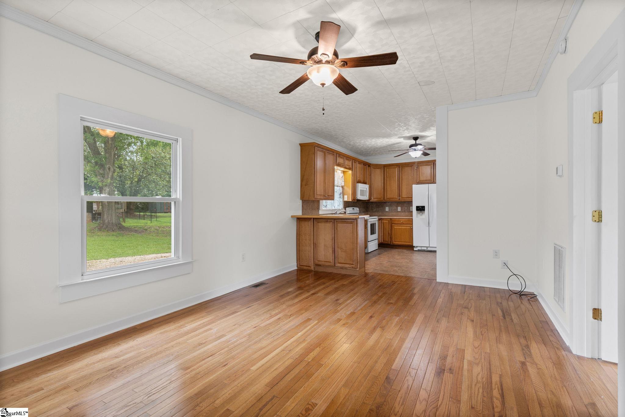 403 Faulkner Street Property Photo 12