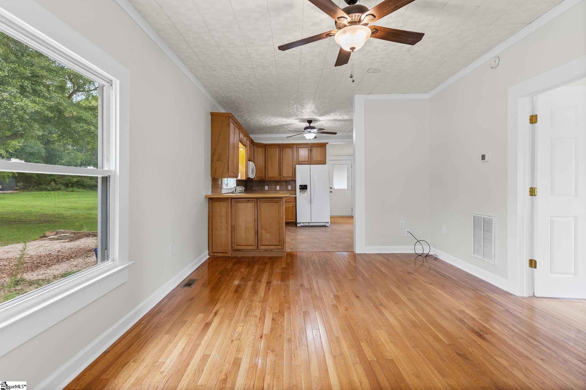 403 Faulkner Street Property Photo 17