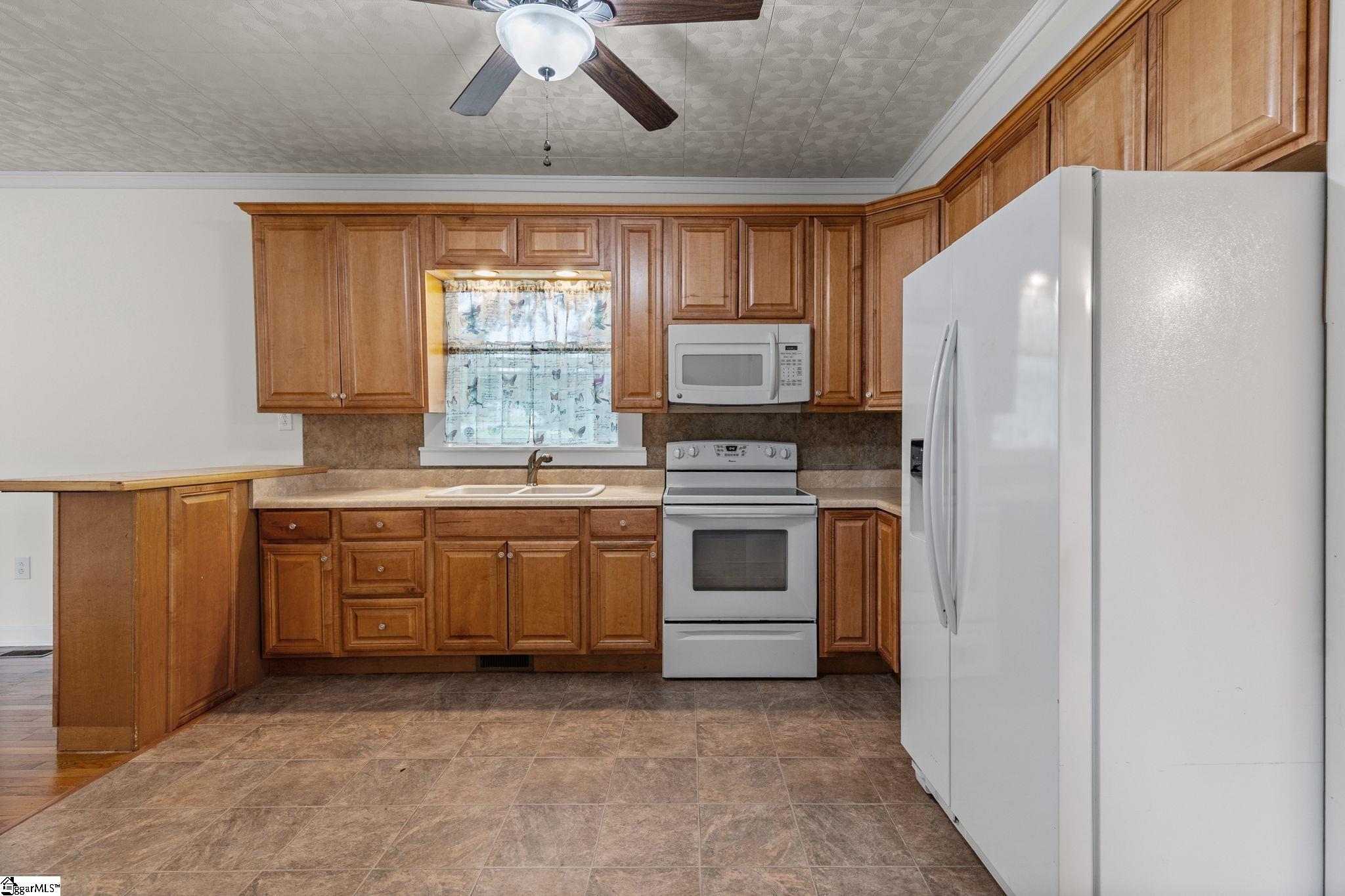 403 Faulkner Street Property Photo 22