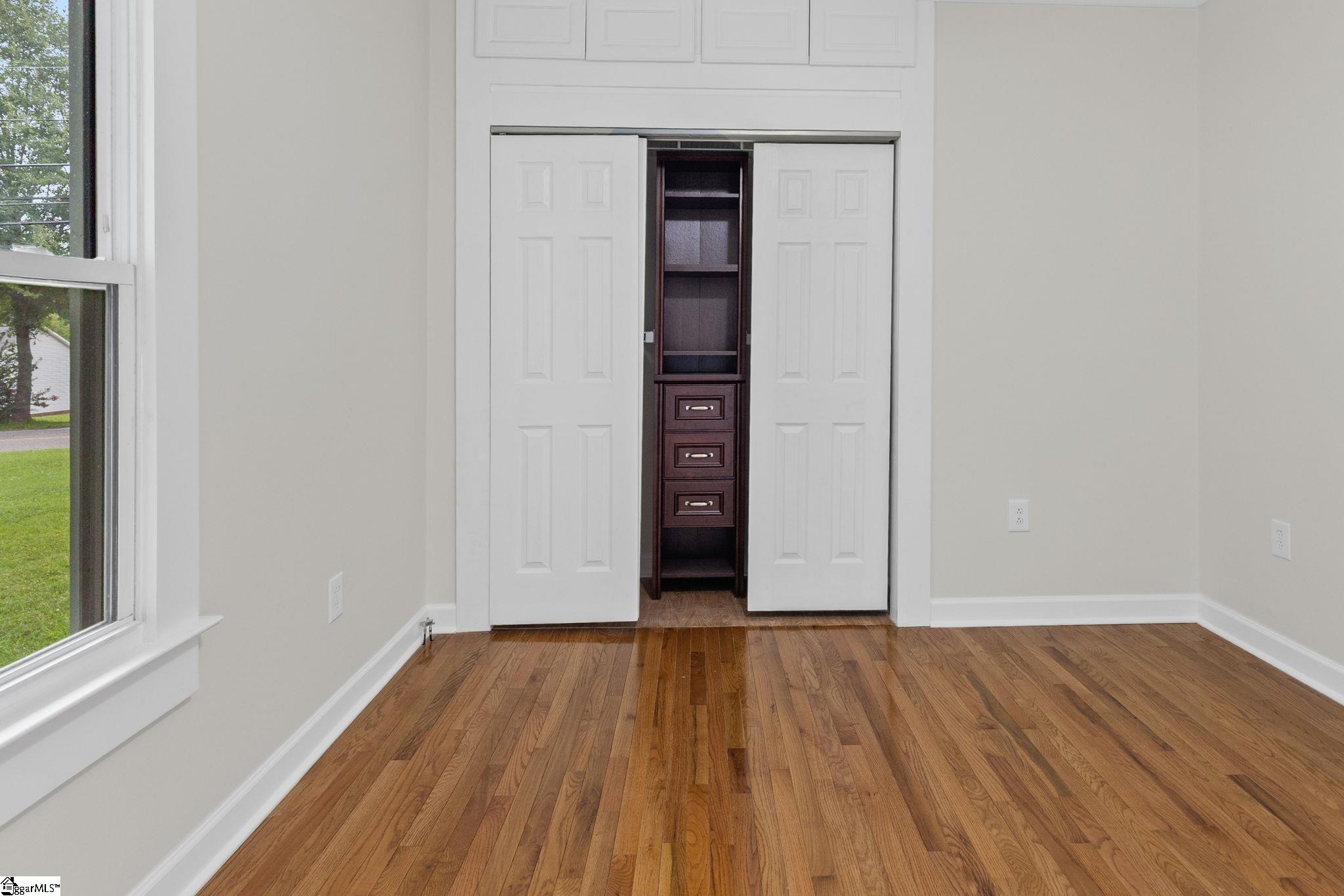 403 Faulkner Street Property Photo 27