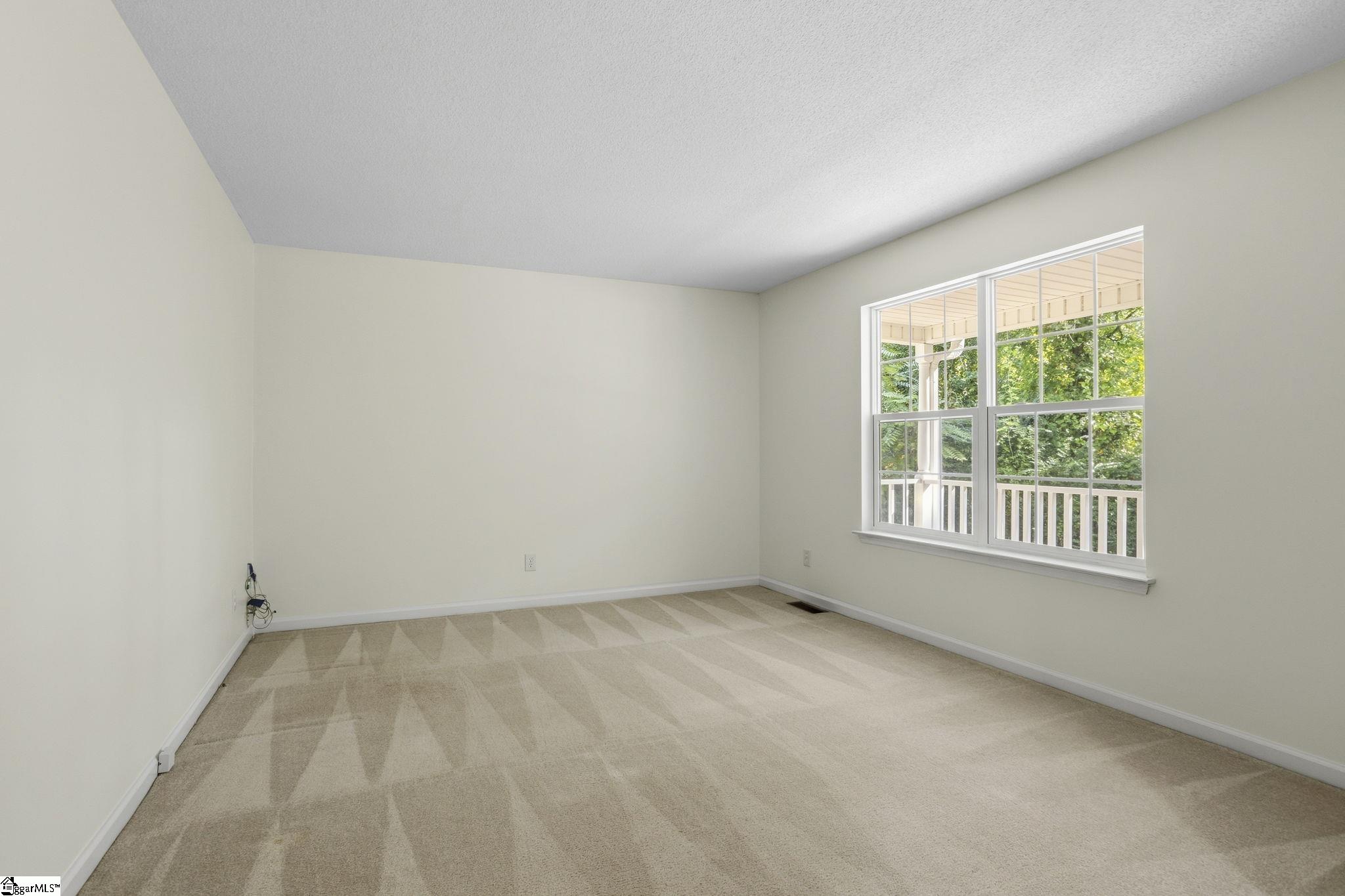 612 Crestwood Drive Property Photo 23