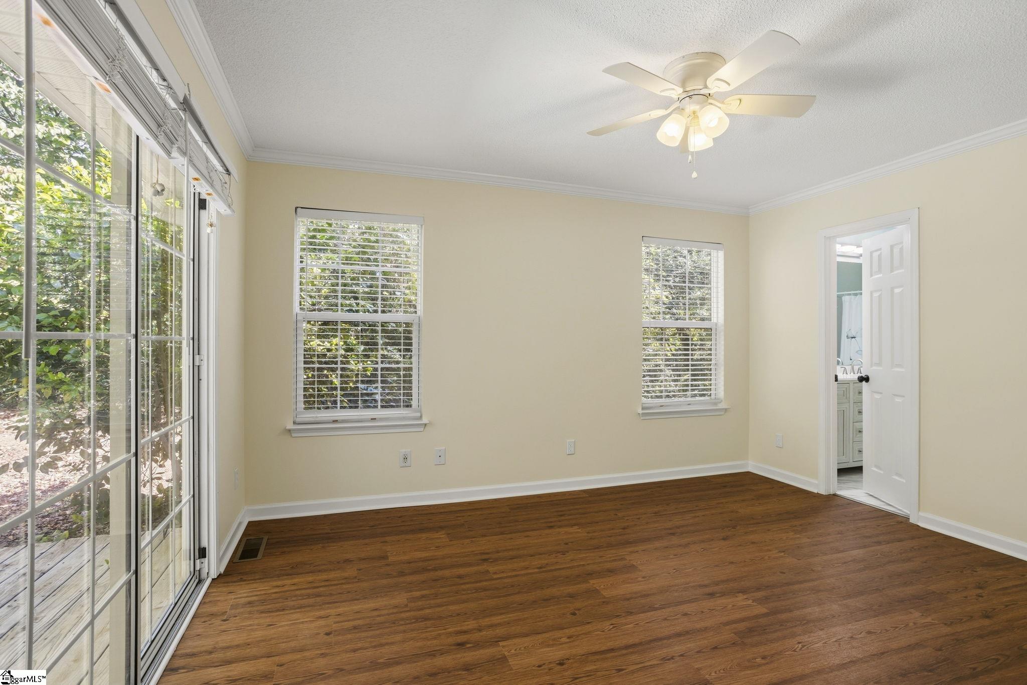 612 Crestwood Drive Property Photo 33